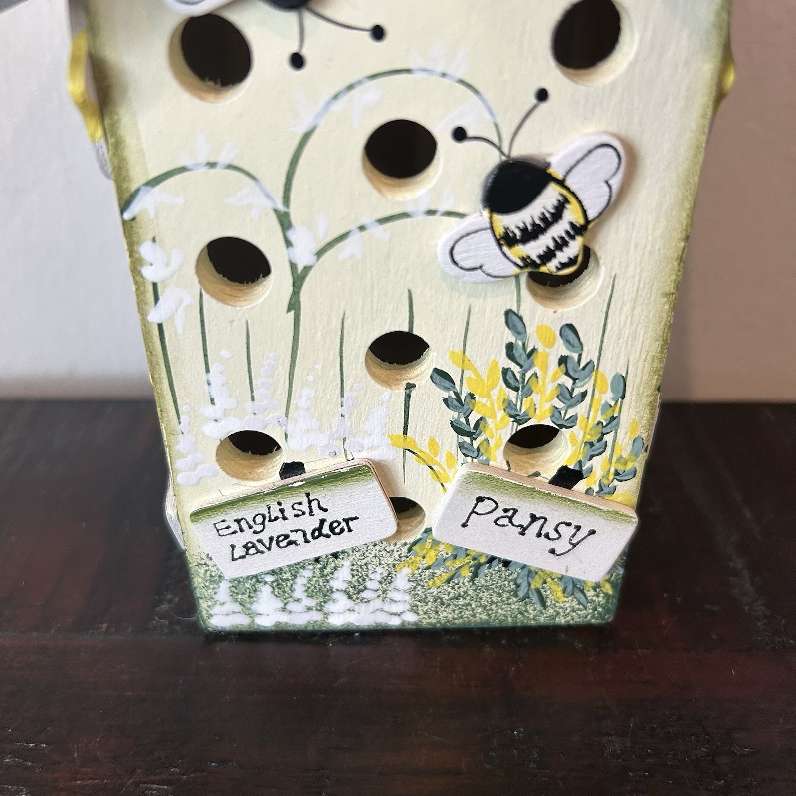 Vintage Bee Cottage Bird House Honey Bee Herbs 1999 Made In USA 6” Tall