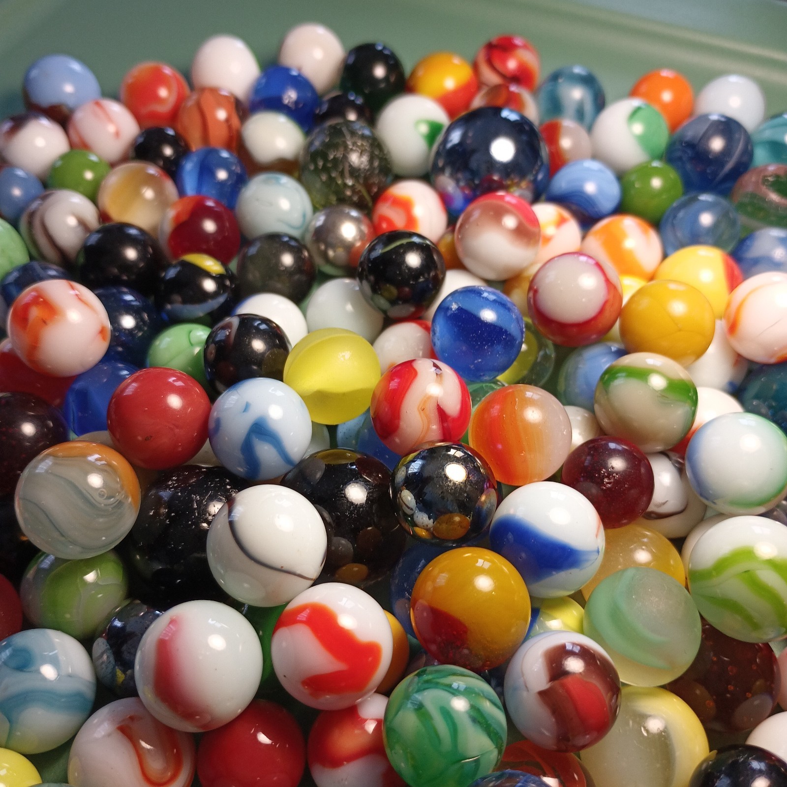 Marble Lot Of 2 Lbs 14 Oz