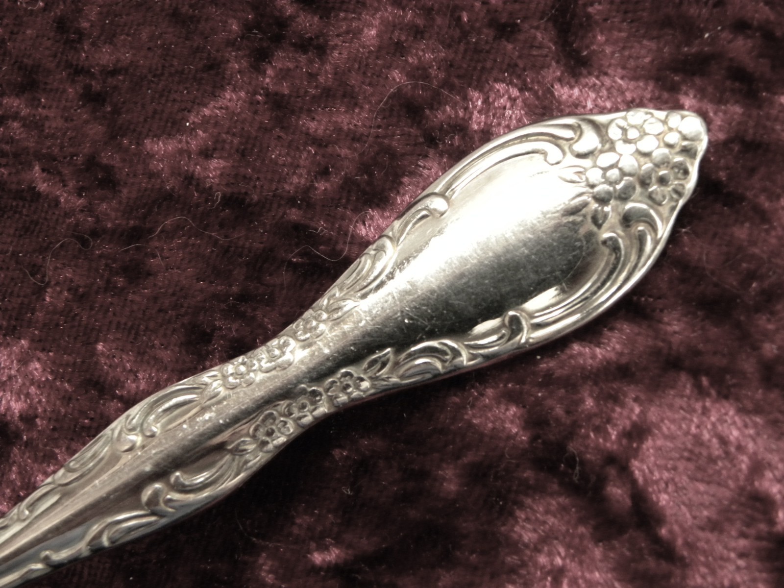 Bourbon / Hapsburg 3 Dinner Forks Oneida SSS Stainless Steel USA Very Shiny