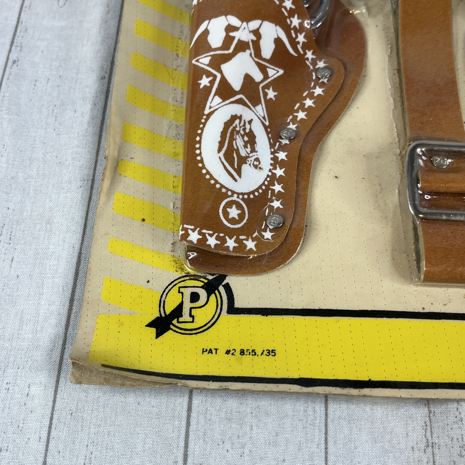 Pioneer Specialty Corp Kiddie Toys Plastic Toy Cowboy Pistol & Holster Set READ