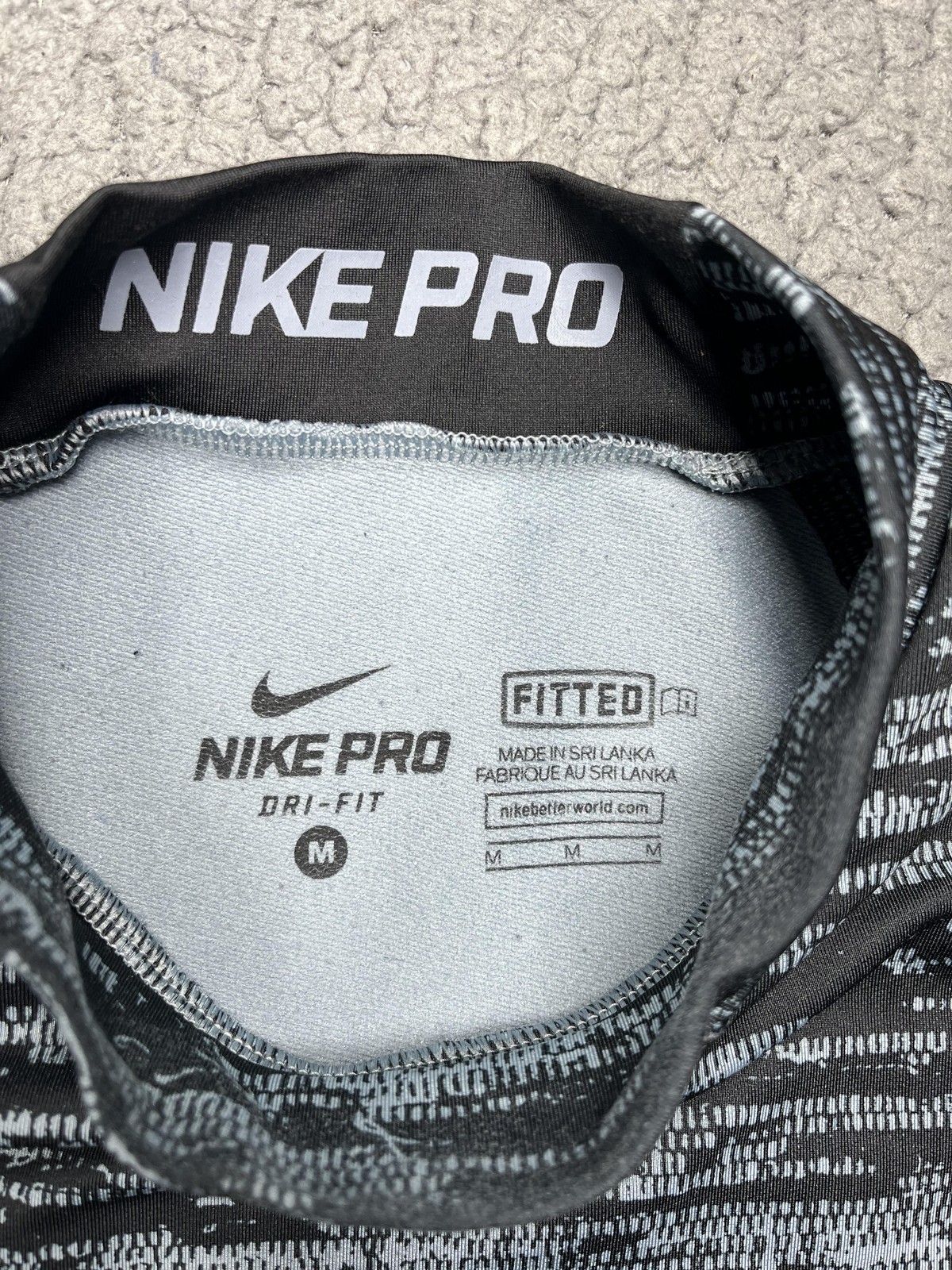 Nike Pro Dri-FIT Fitted Long Sleeve Shirt Mens Medium Athletic Training Top