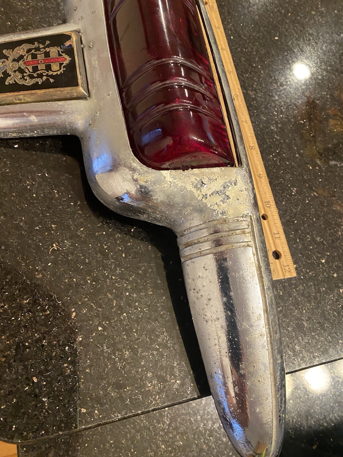 1946 1947 1948 DODGE SEDAN TRUNK EMBLEM STOP LIGHT LENS 1148867 CB13545 w LOGO