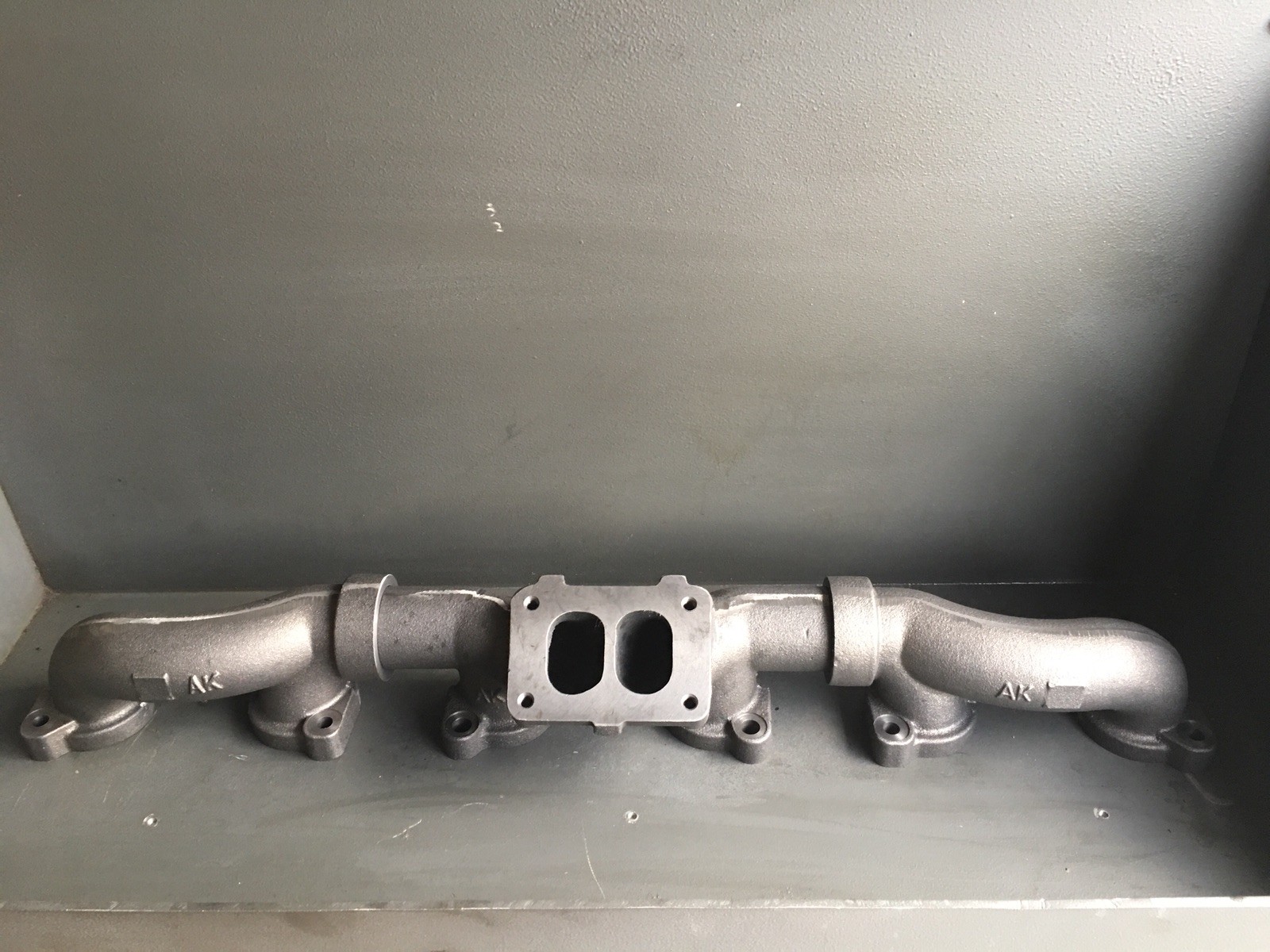 New Detroit Diesel Series 60 12.7 Exhaust Manifold