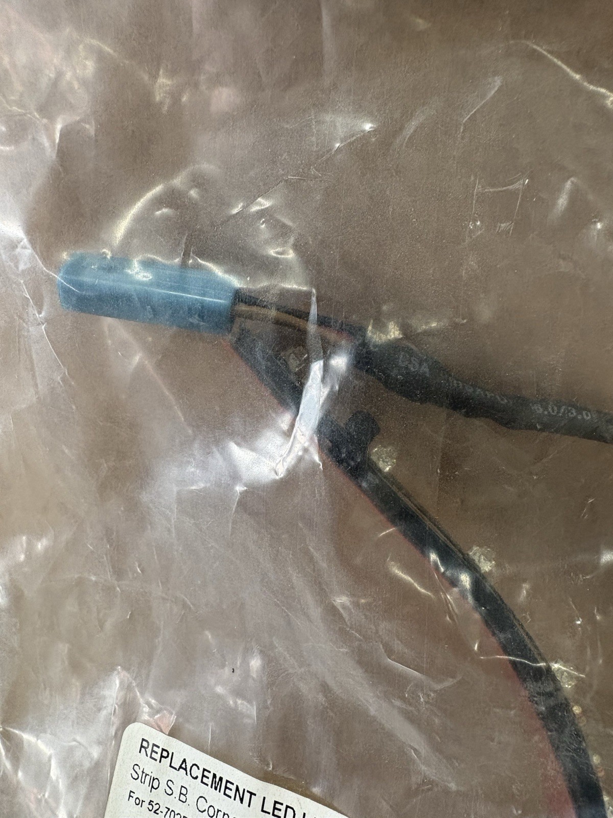 SHOW CHROME 10-2702P Clear LED Strip Saddlebag Corner Plug N Go 52-732P GL1800