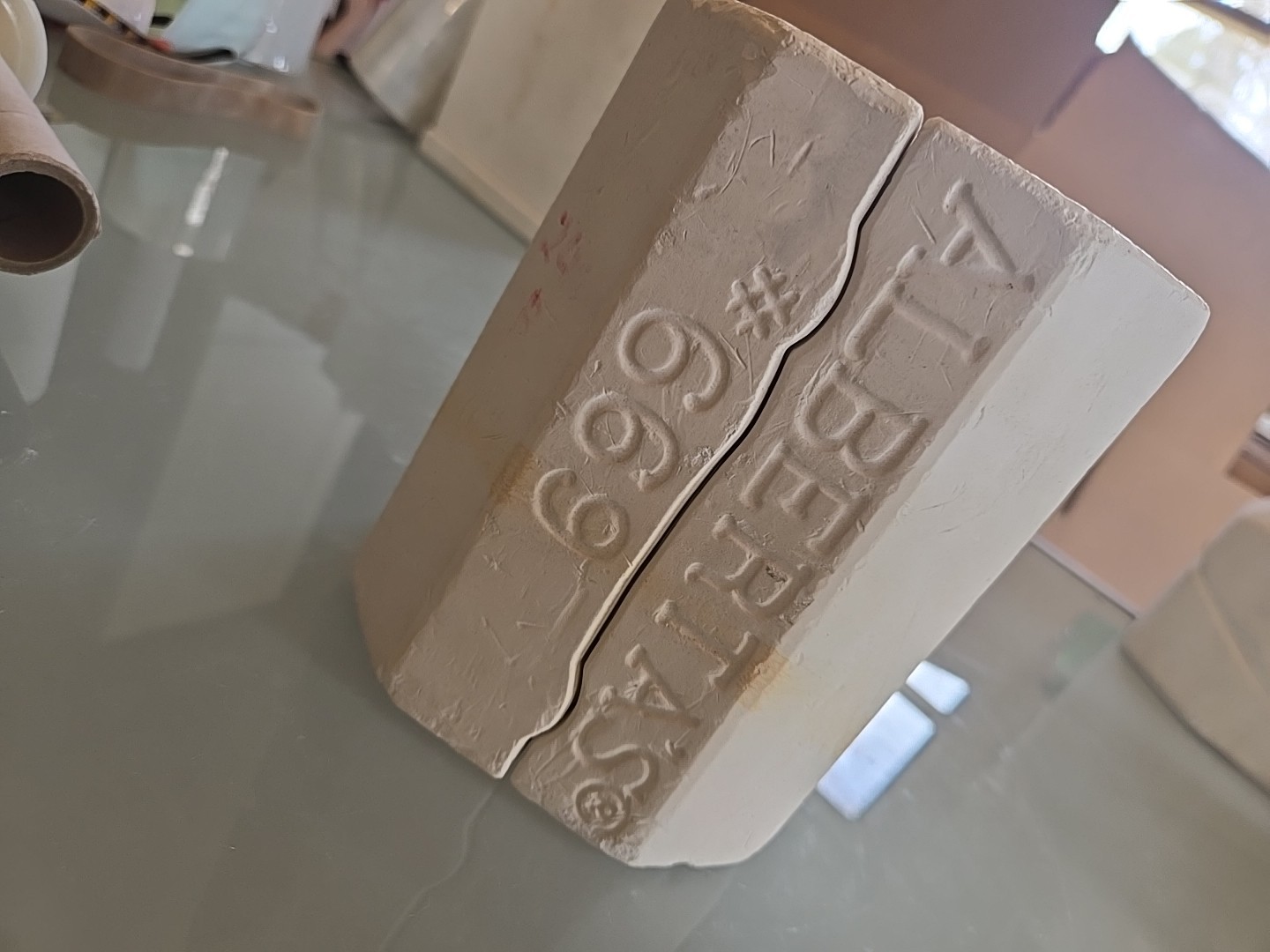 Alberta's #669 Slip Mold Fish Top Stien