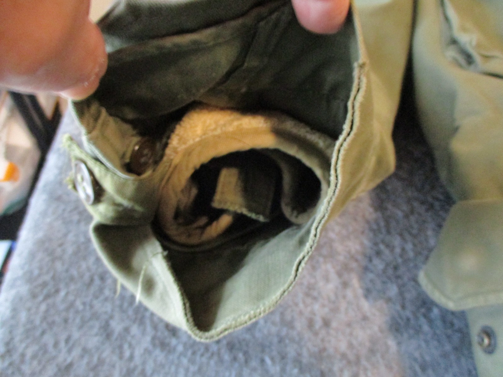 VINTAGE KOREA ISSUED HEAVY FIELD JACKET - SHELL (1952 Sz M) - LINER (1951 Sz L)