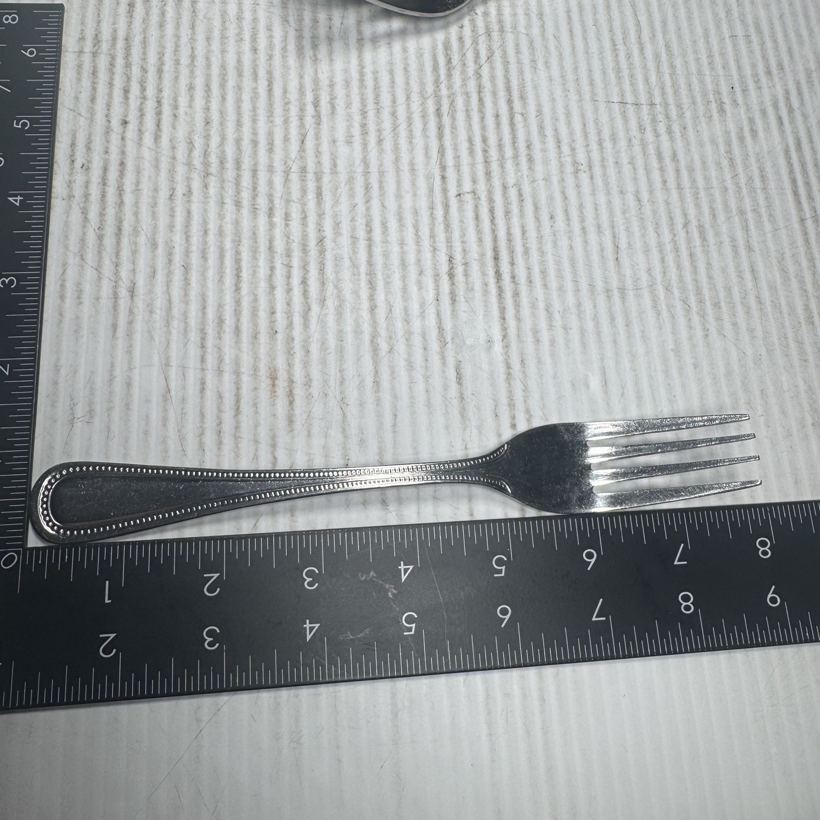 36-World Tableware Brandware Stainless Steel 4 Tine Harbour Dinner Forks 7½ inch