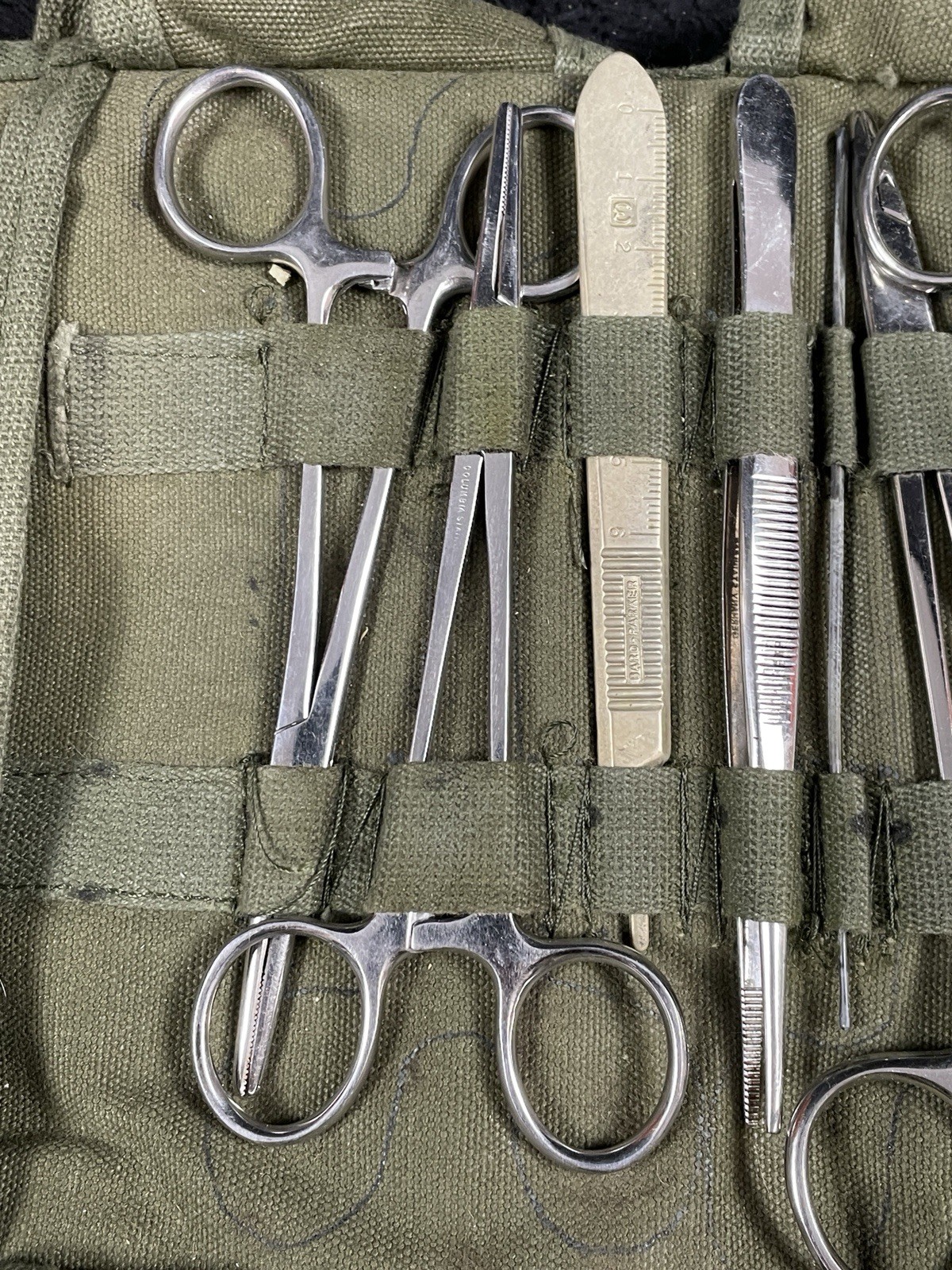 US Military Surgical Instrument Kit Minor Surgery 6545-00-957-7650