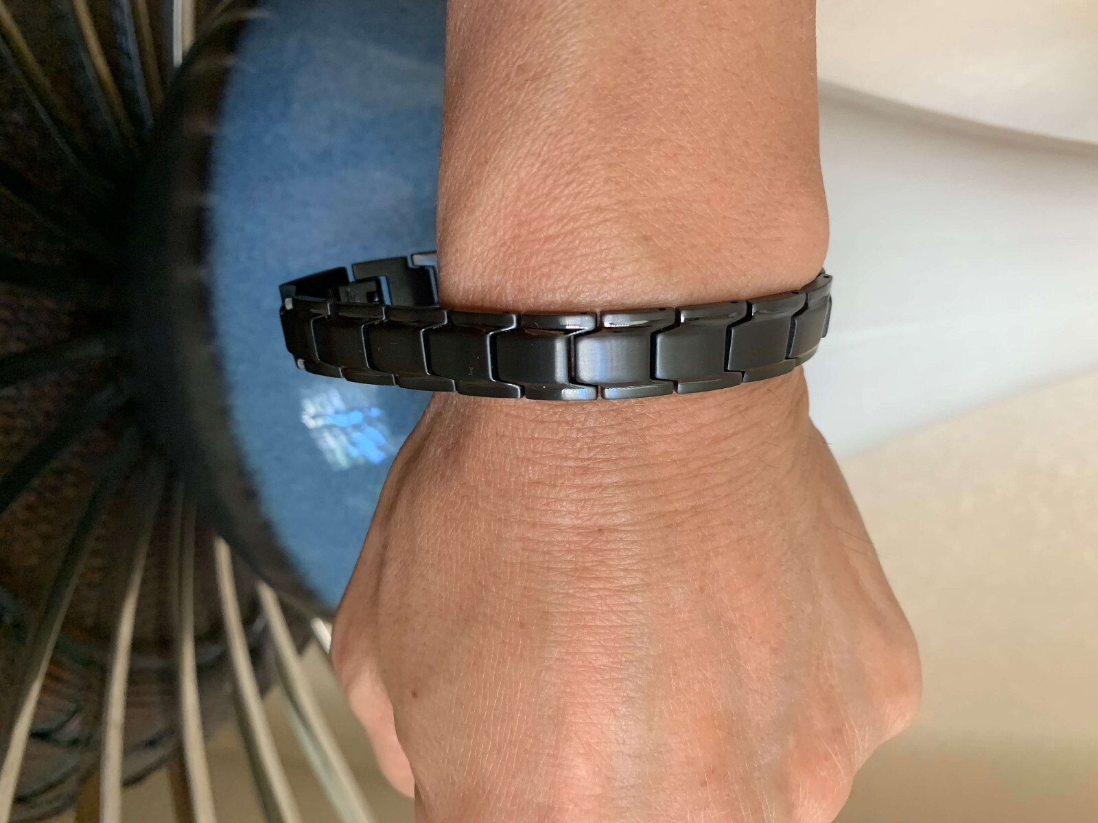 Black Magnetic Bracelet Therapy Arthritis Pain Energy Balance Calm Joy Men Women