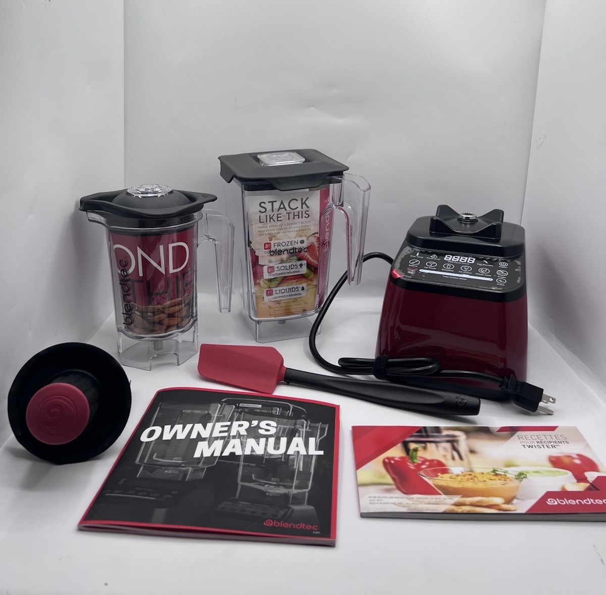 Blendtec CTB1 Designer 650 Professional-Grade Blender W/Mini Pitcher Complete