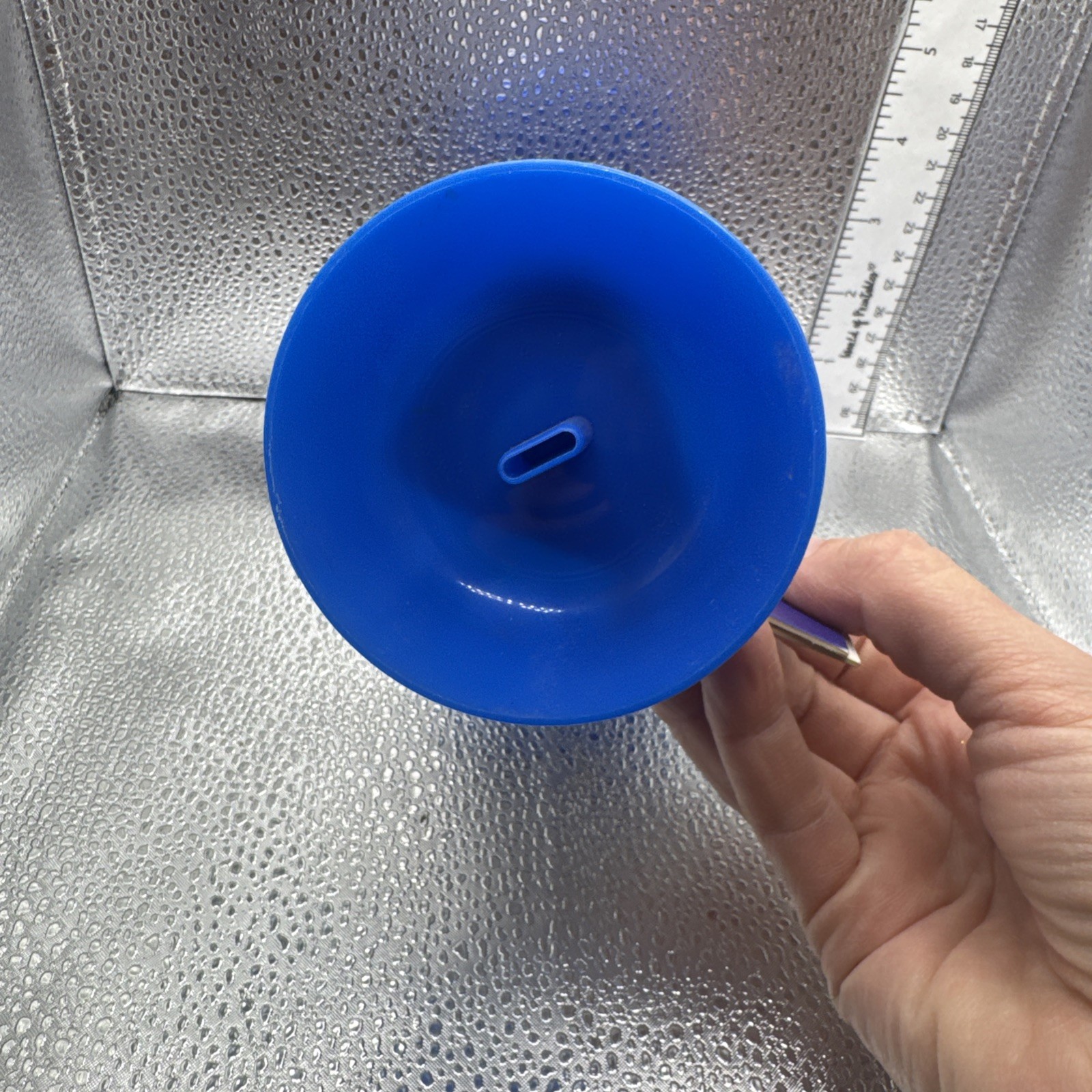 Chesterfield Royal Blue No Drip Frozen Treat Holder - NEW