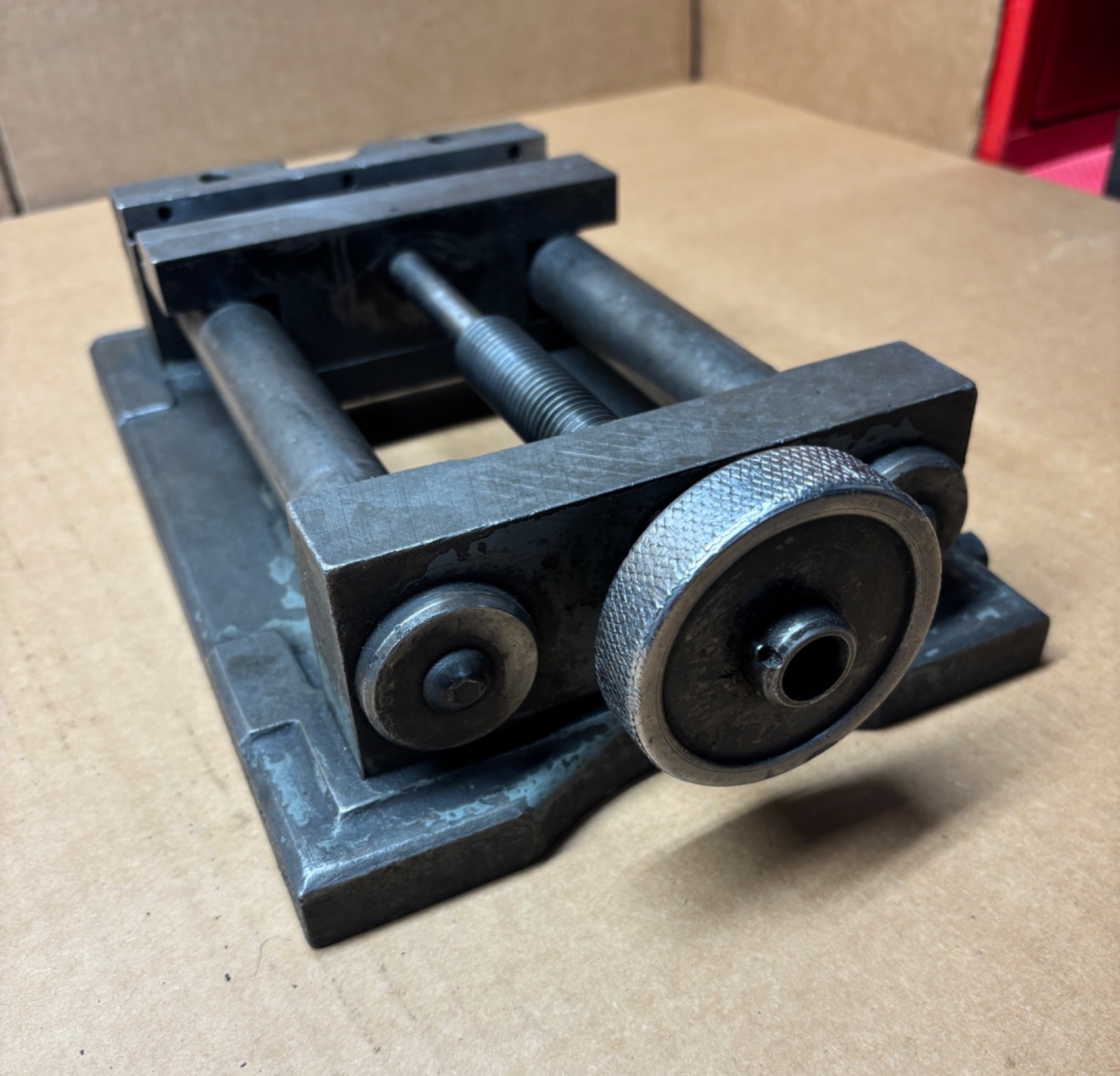 MOORE TOOLS - 5 1/2" Machining Vise for Moore Jig Bore Machine - MOVES GREAT