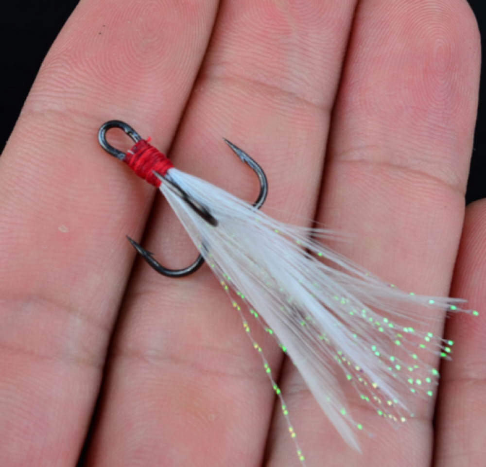 50Pcs 2X Strong Fishing Treble Hooks w/ Feather Dressed 2/4/6/8/10# Tackle USA