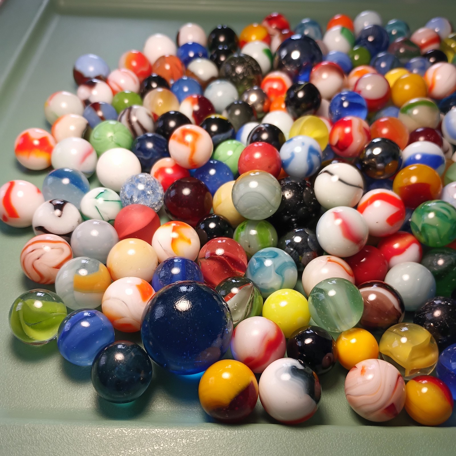 Marble Lot Of 2 Lbs 14 Oz