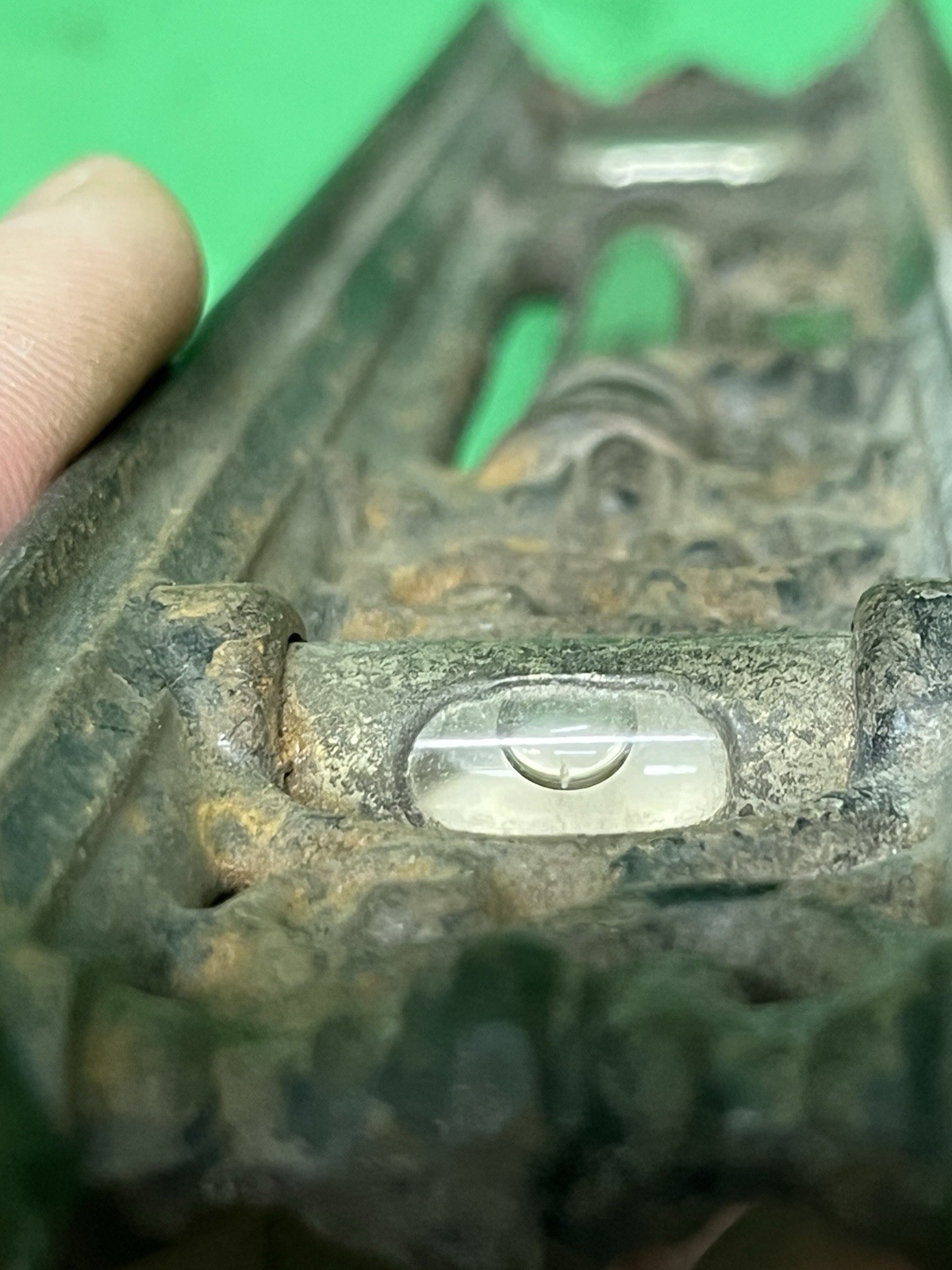 Vintage The Davis Level & Tool Co. 12" Cast Iron Level 1877-1883 Carpenter