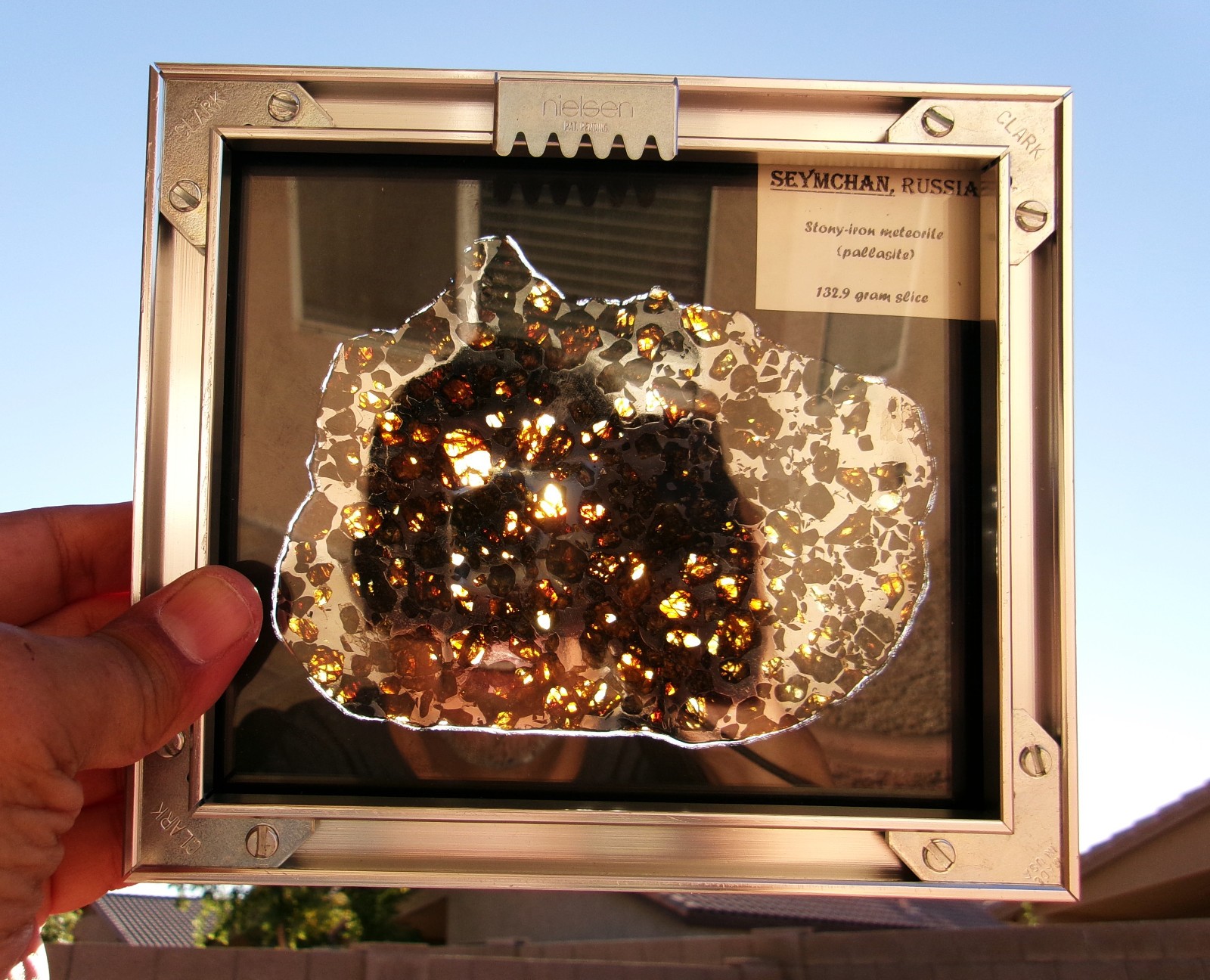 132.90 gram - SEYMCHAN METEORITE - With Glowing Olivine - in Glass Display Case