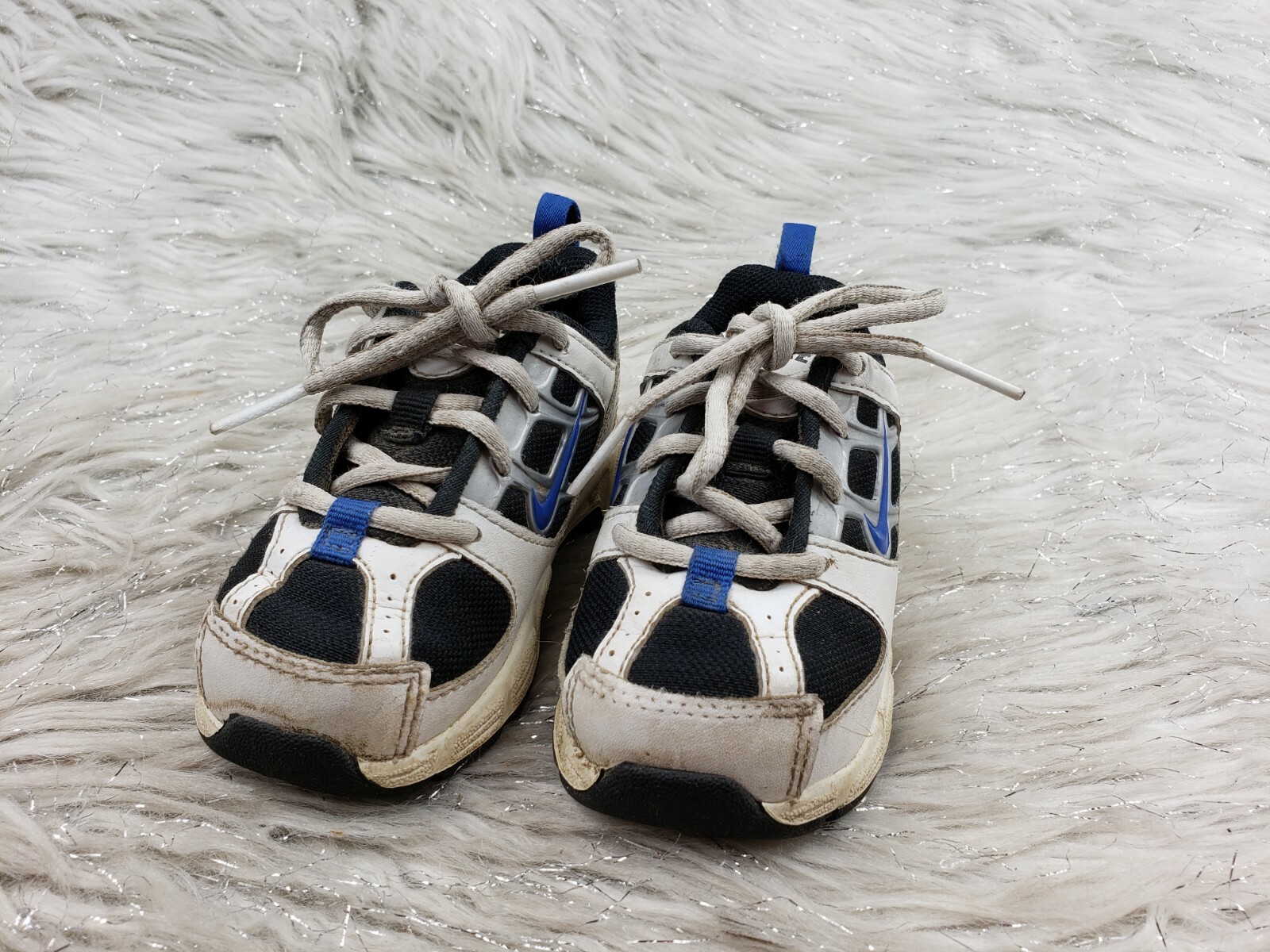 NIKE 317997-041 White Blue Black Sneakers Toddler Child Size 5C