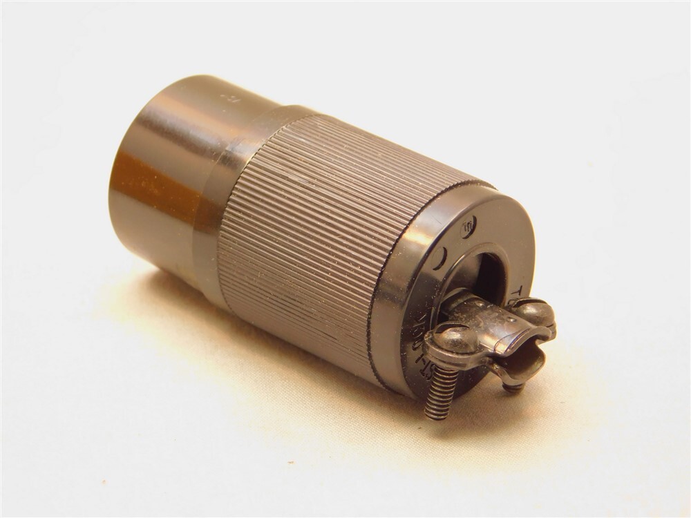 Hubbell HBL7484 15A 125/250VAC 3-Wire Midget Twist-Lock Female Connector Body