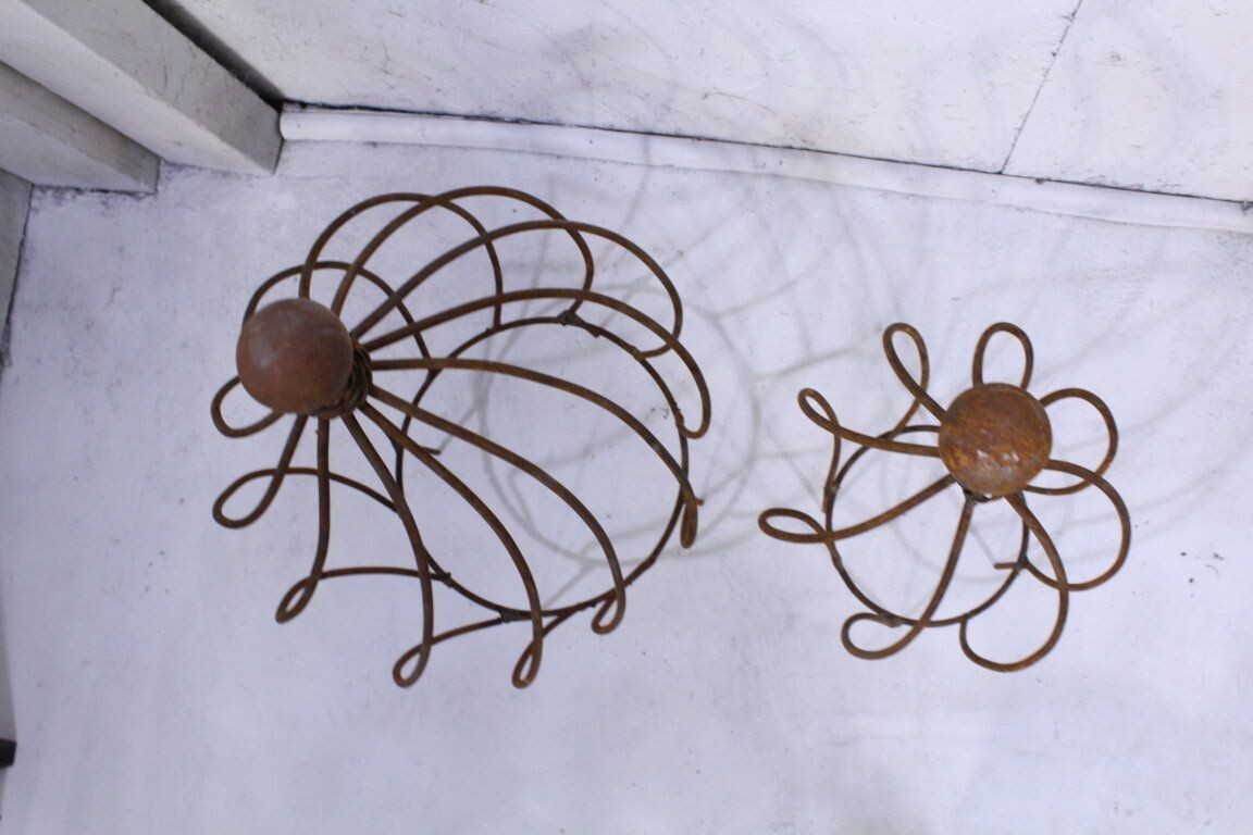 27" Plant Support Garden Trellis Topiary, Round Wrought Iron Beatrice Obelisk