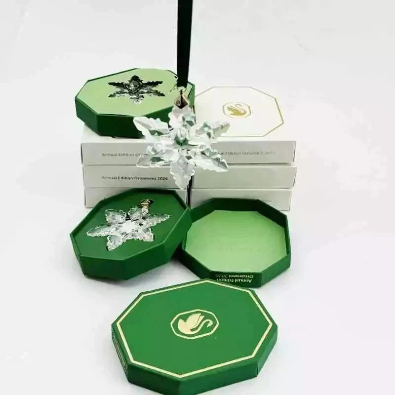 Swarovski 2024 Snowflake Crystal Annual Limited Star Ornament 5661079 New -