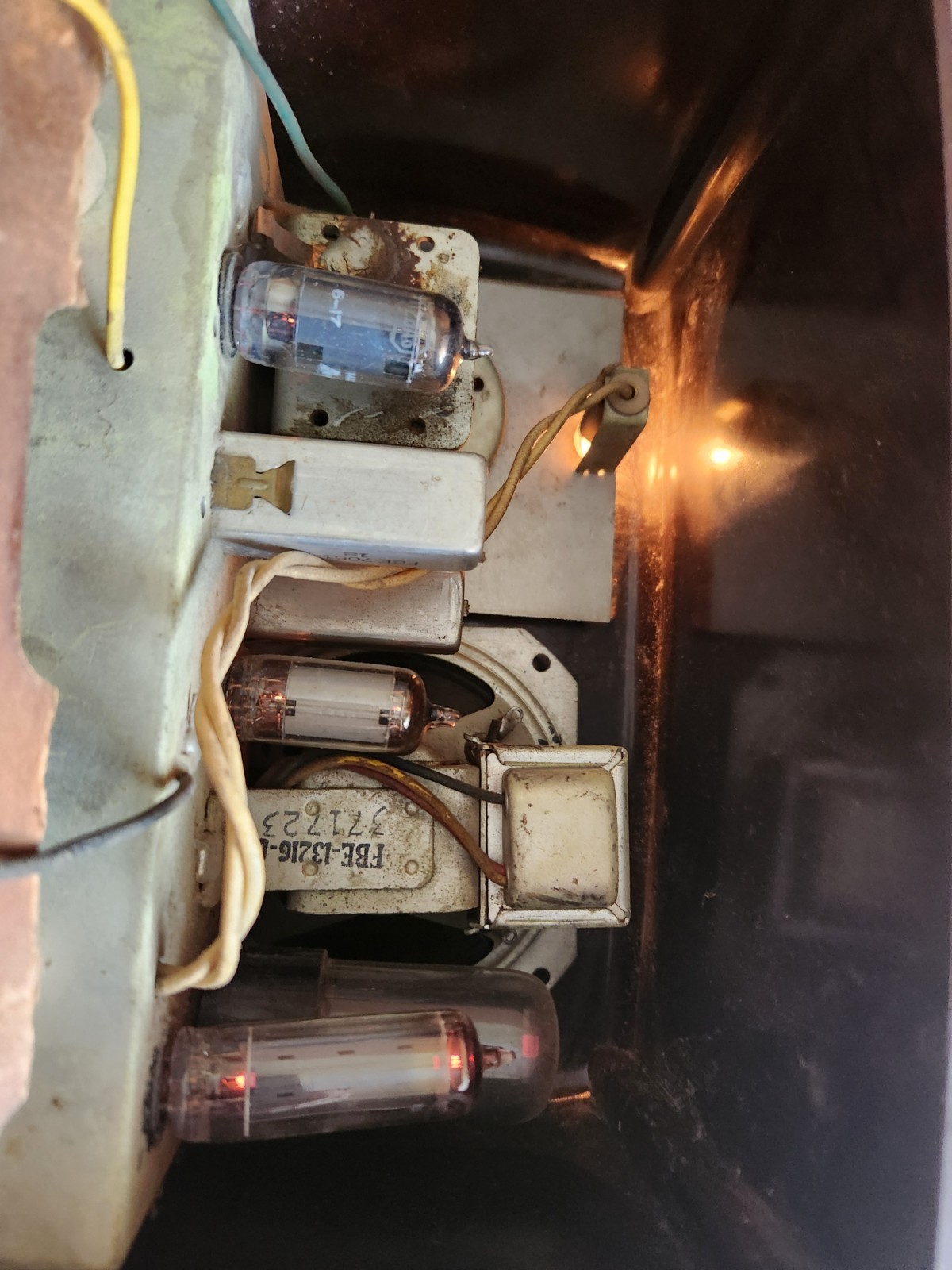 Federal Telephone + Radio Co. 1040TB 1947 Tube Radio Not Working Parts Brown Vtg