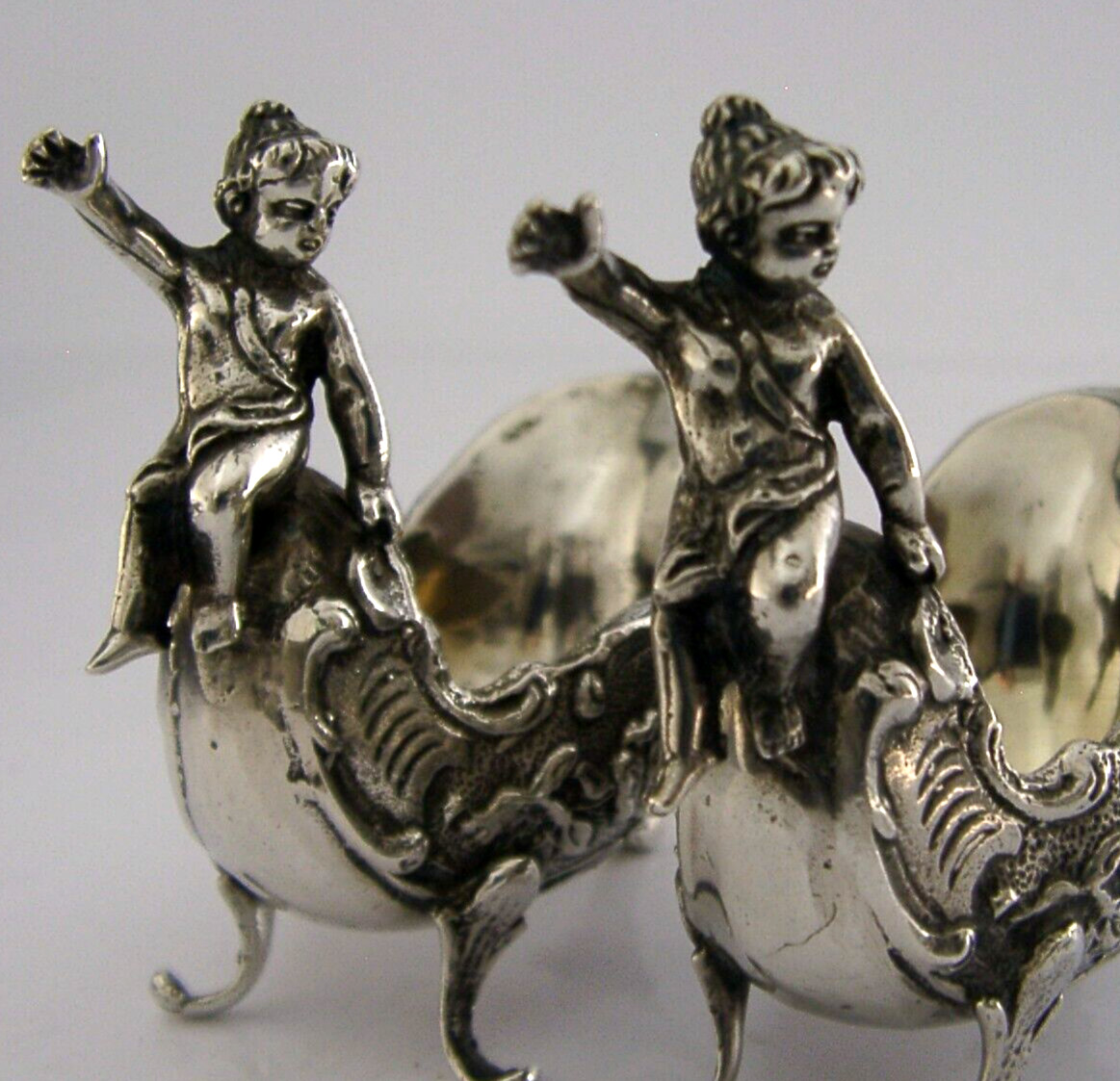 SUPERB CAST HANAU SOLID STERLING SILVER CHERUBS SALT CELLARS c1900 ANTIQUE