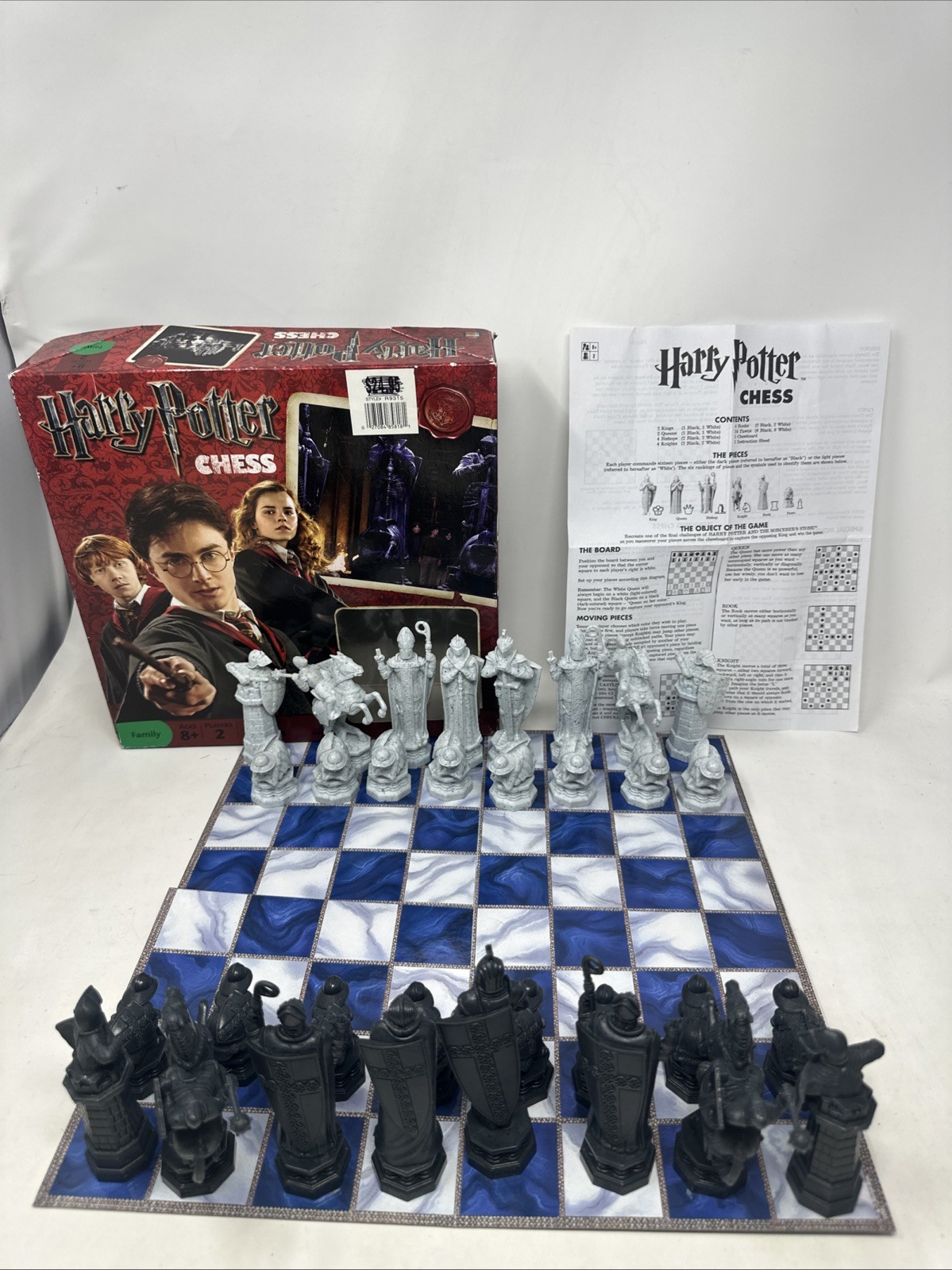 Harry Potter Chess Set 32 Pieces Mattel 2009 A Magical Twist On The Classic Game