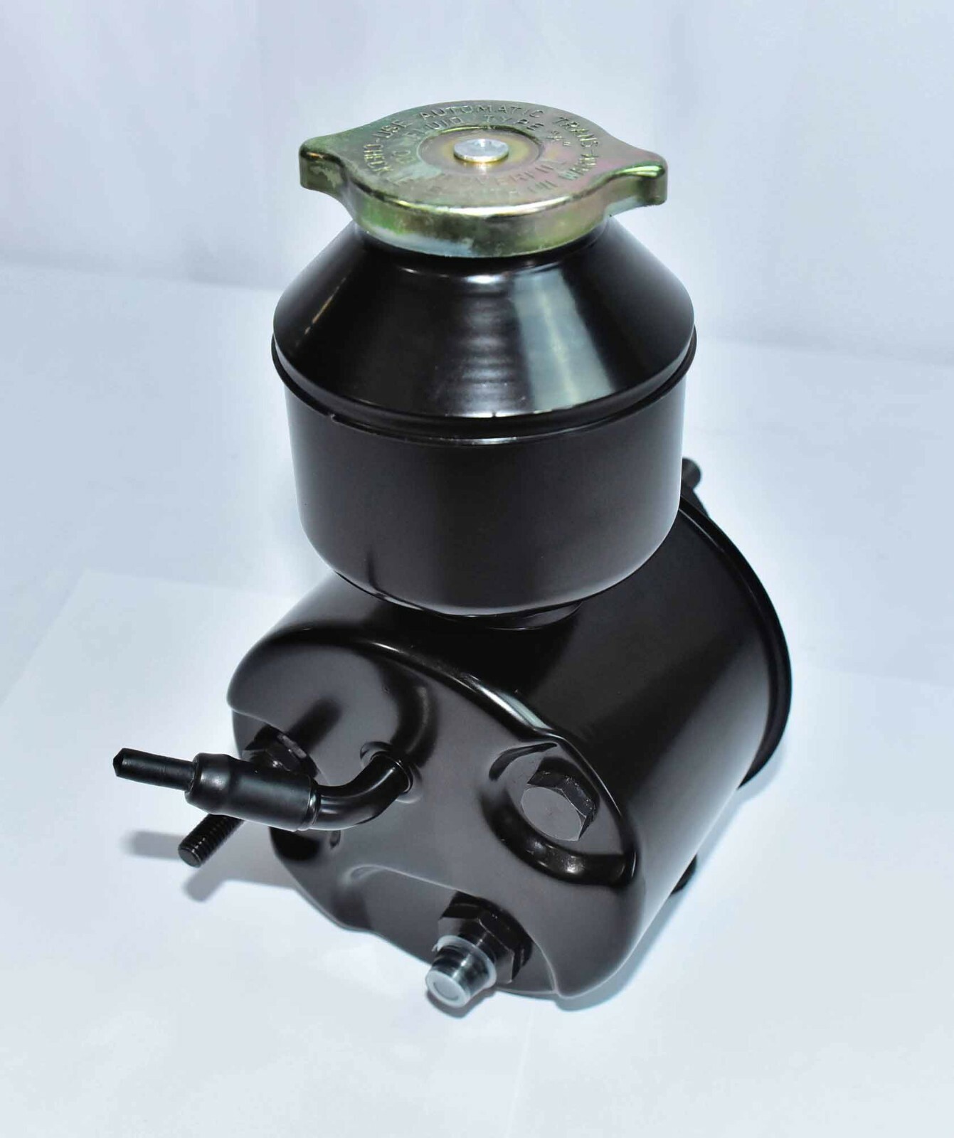 Sagniaw 143 Series power steering pump assy C60 GMC international trucks 7840124