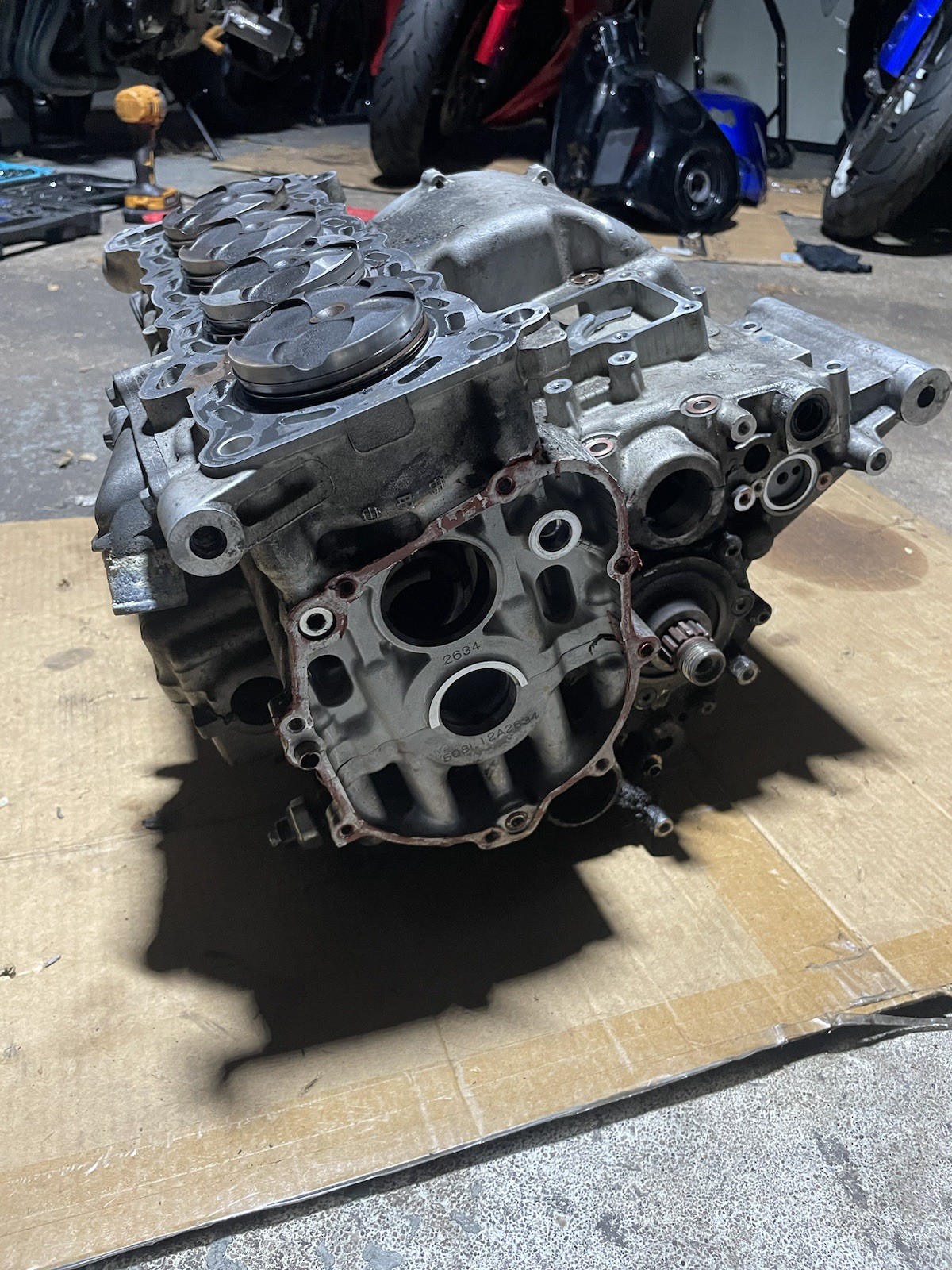 2009 08 09 Suzuki GSXR 600 GSXR600 Crankcase Case Engine Motor Block Piston Lot