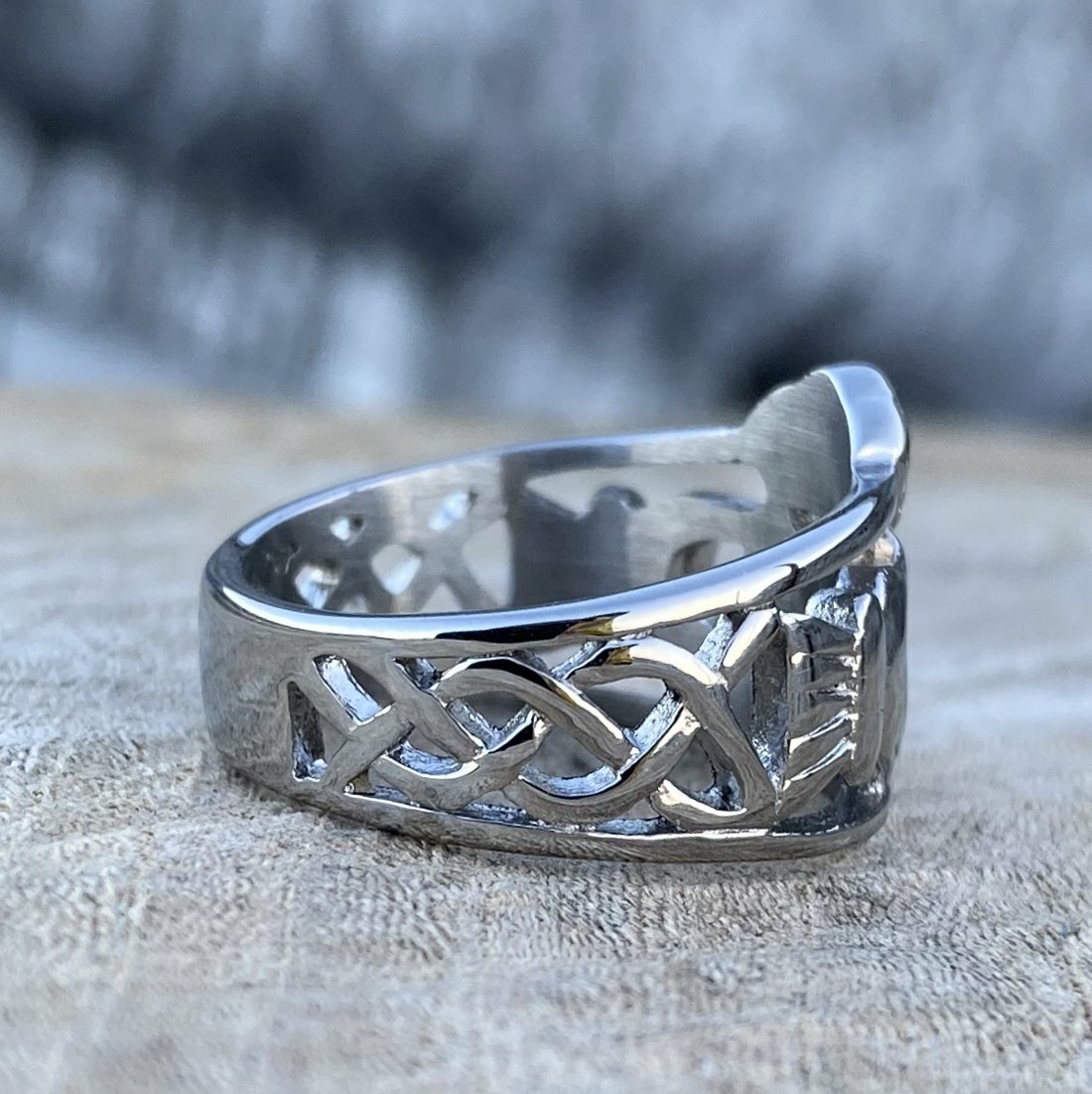 MENDEL Stainless Steel Mens Celtic Irish Claddagh Wedding Band Ring Size 6-15