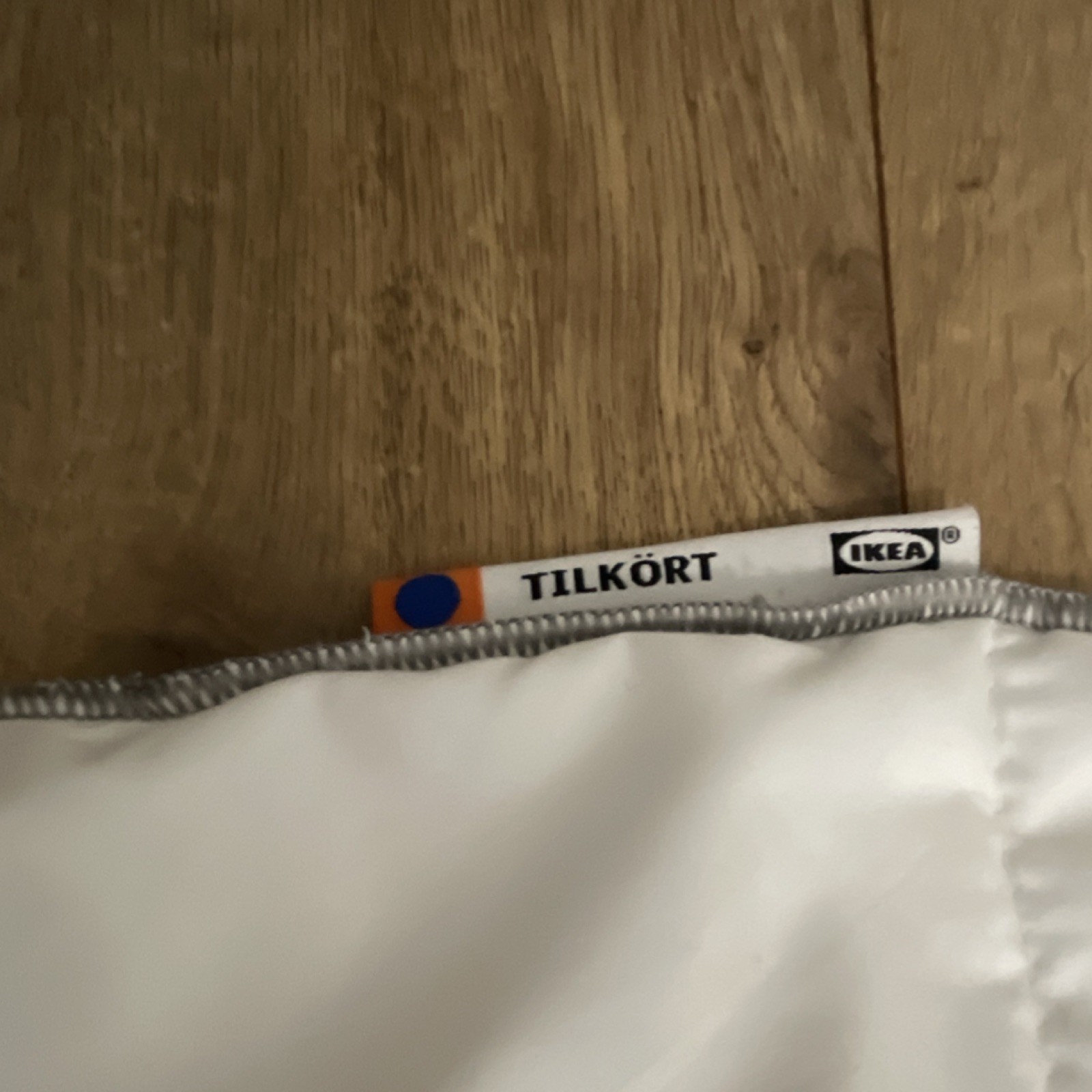IKEA TILKÖRT White Duvet Insert Comforter Bedding Model TILKÖRT