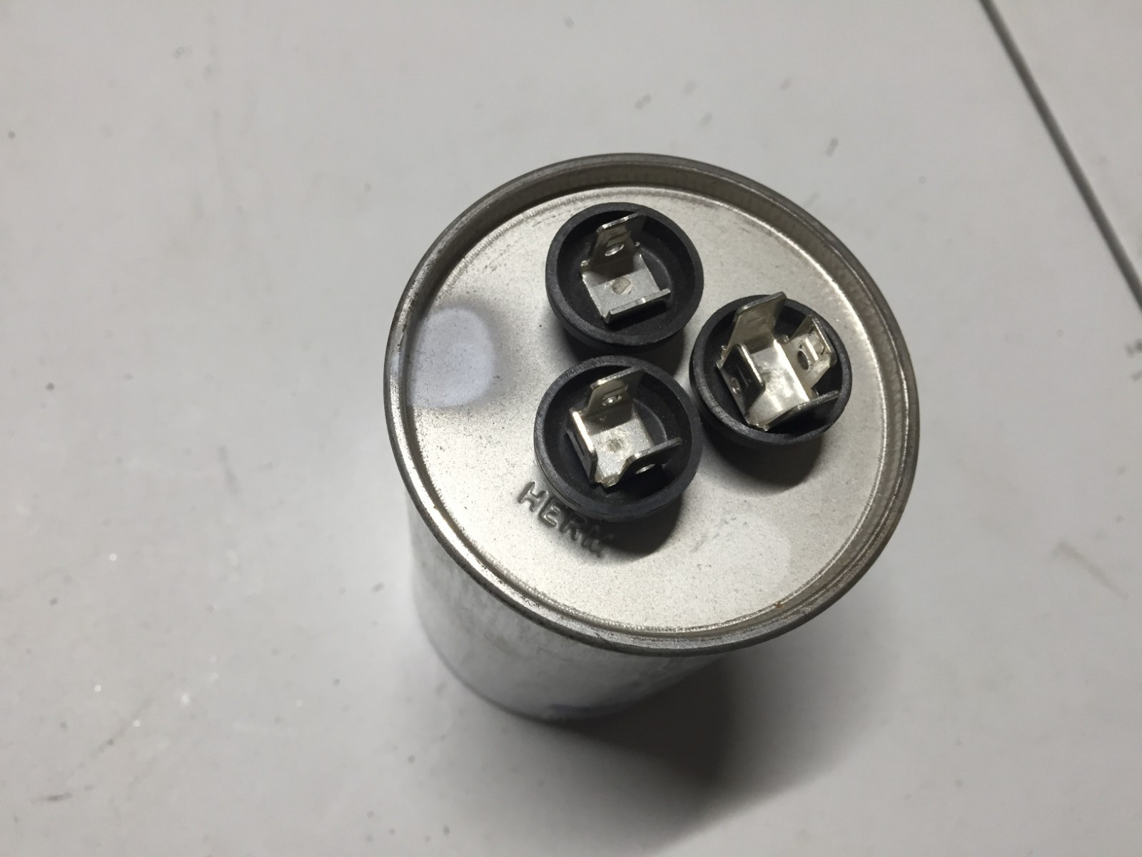 NOB OEM GE Genteq 97F9851 Dual Capacitor 45/5 MFD 440V