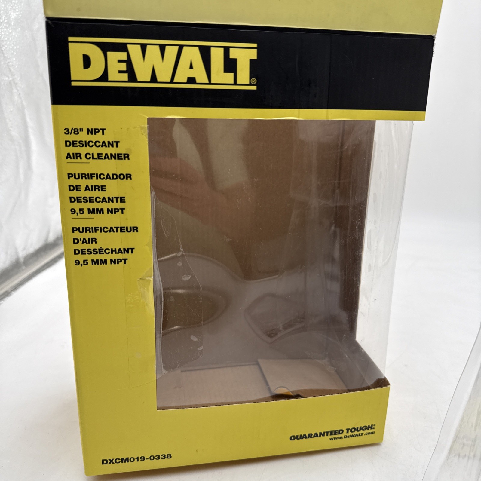 DeWalt DXCM019-0338 3/8" NPT Desiccant Compressed Air Cleaner Purification