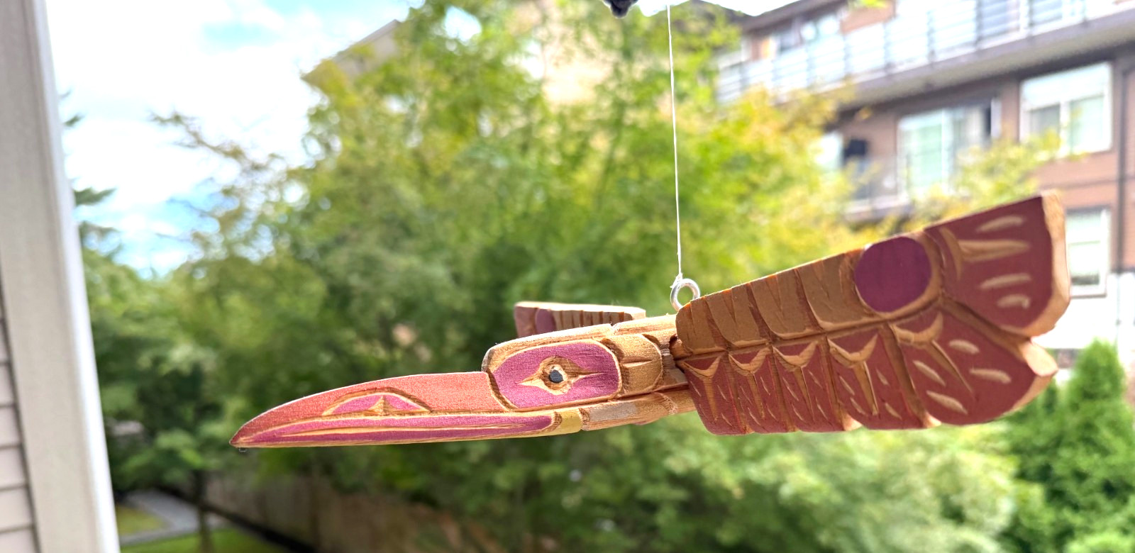 Northwest Coast Native Detailed Yellow Cedar FLYING Hummingbird carving sculptur