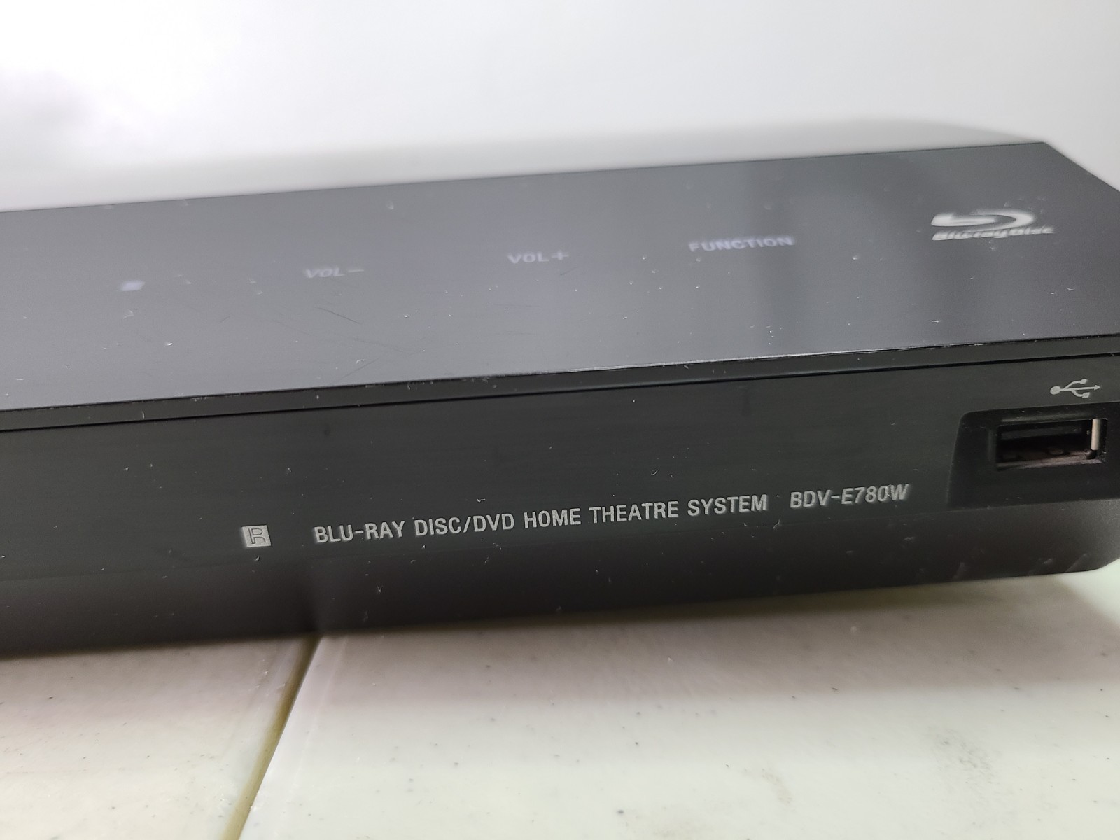 Sony BDV-E780W Home Theater Receiver 3D Blu Ray Player WiFi Streaming