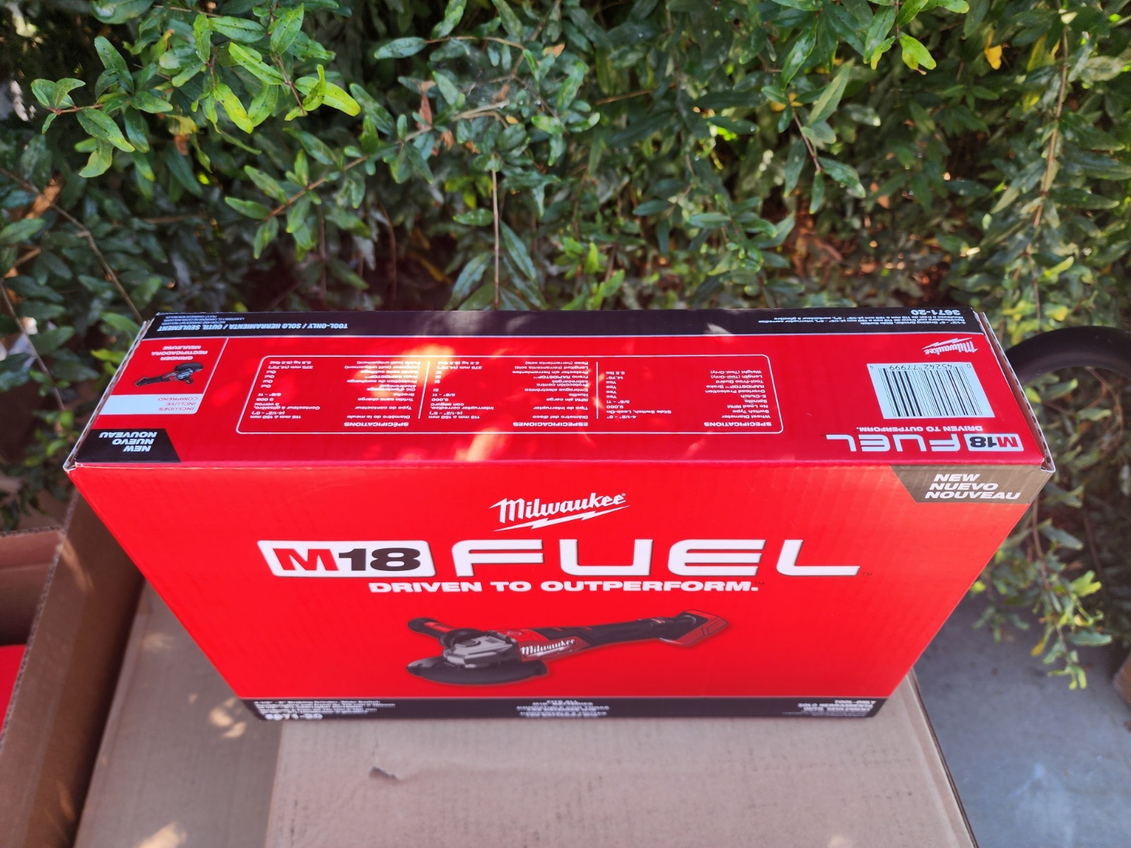 Milwaukee M18 Fuel 4-1/2 Inch-6 Inch Braking Grinder, Slide Switch (Bare Tool)