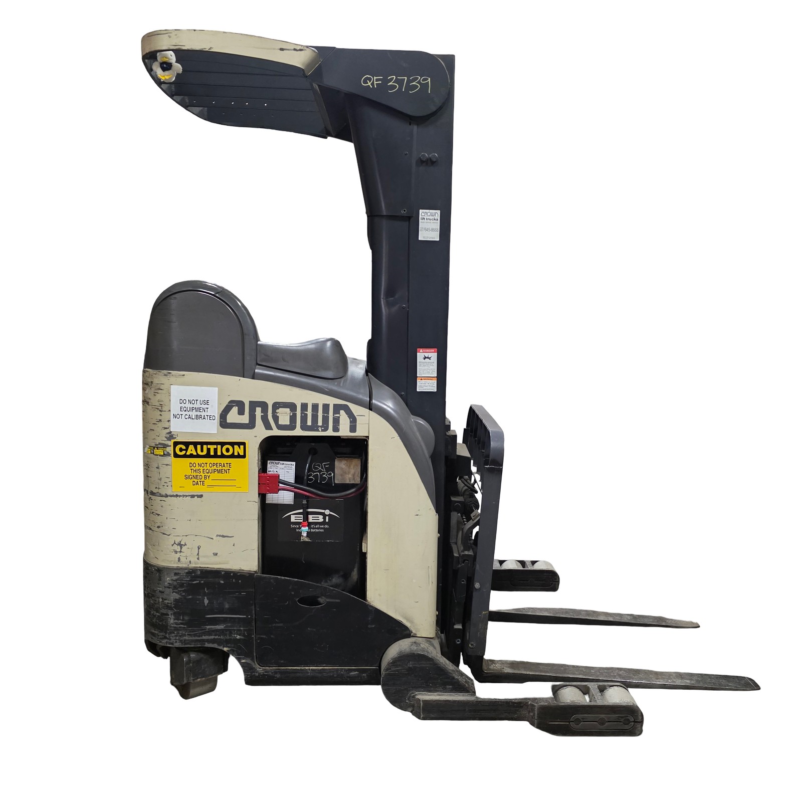 Crown RR5010-35 Narrow Aisle Reach Truck W/ Sideshift 3500Lbs Cap 198" Lift 24V