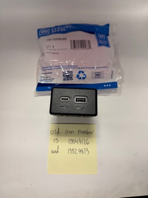 Genuine GM Black USB Port Receptacle 13558185 Chevrolet GMC Cadillac BrightDrop