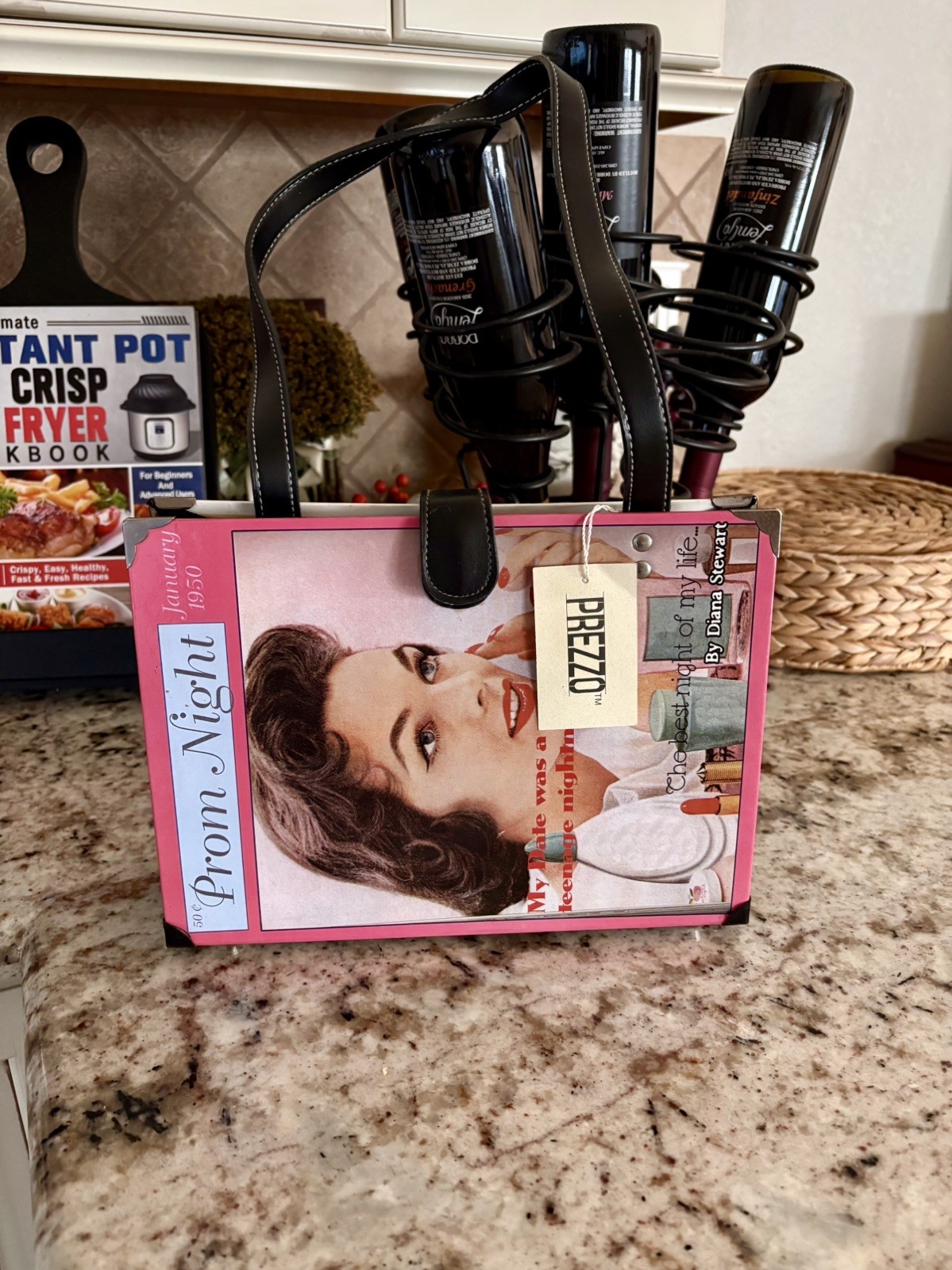 Vintage Magazine Purse “PROM NIGHT “ Nwt By Prezzo Single Handle Snap Closure