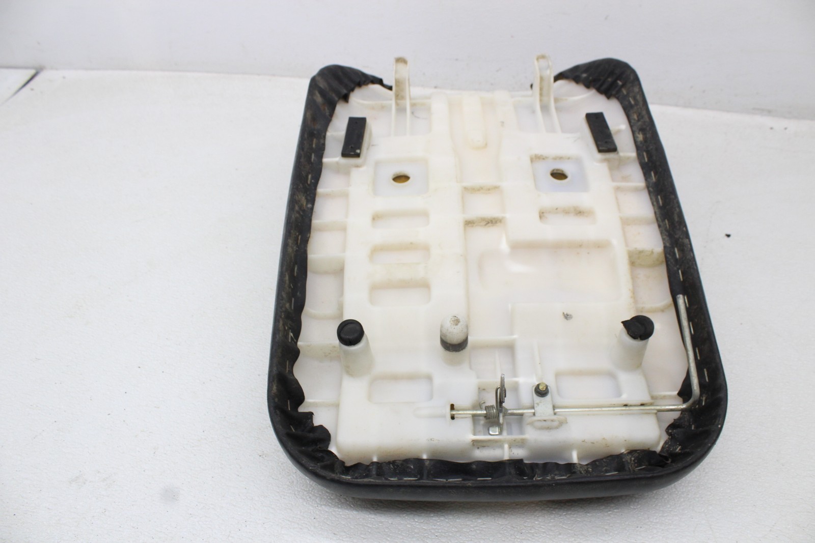 02-07 SUZUKI EIGER 400 LTF400 LTA400 FRONT REAR SEAT SADDLE