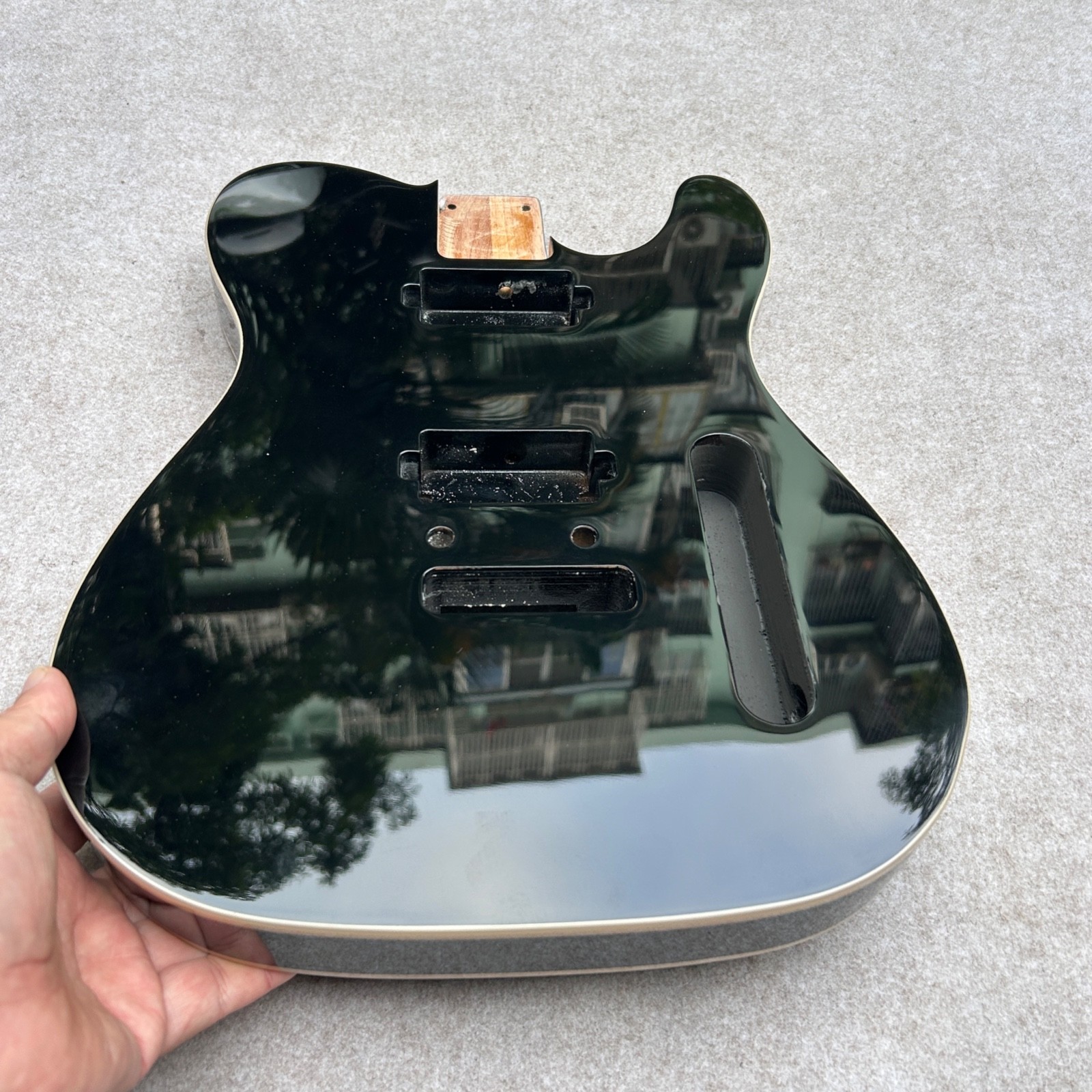 Guitar Body Tele Alder wood HH black 4.95 LBS Tremolo Bridge