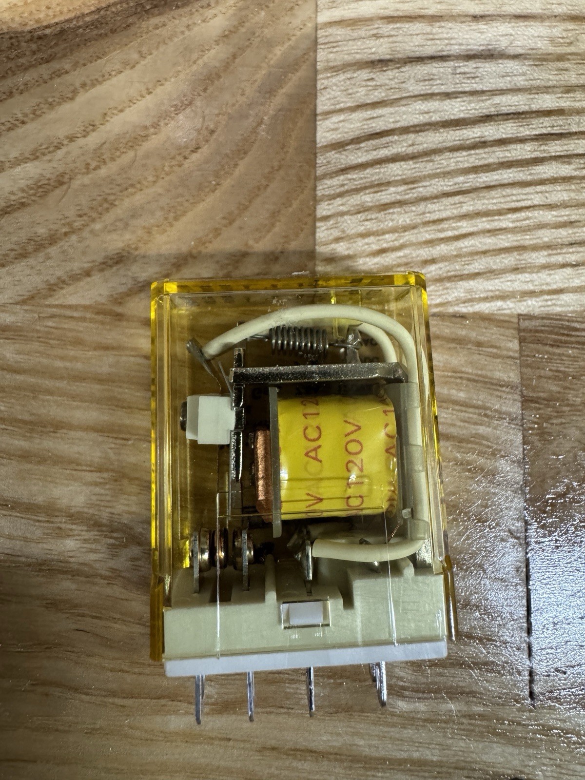 IDEC RH1B-U AC120V 10-Piece Set New In Box