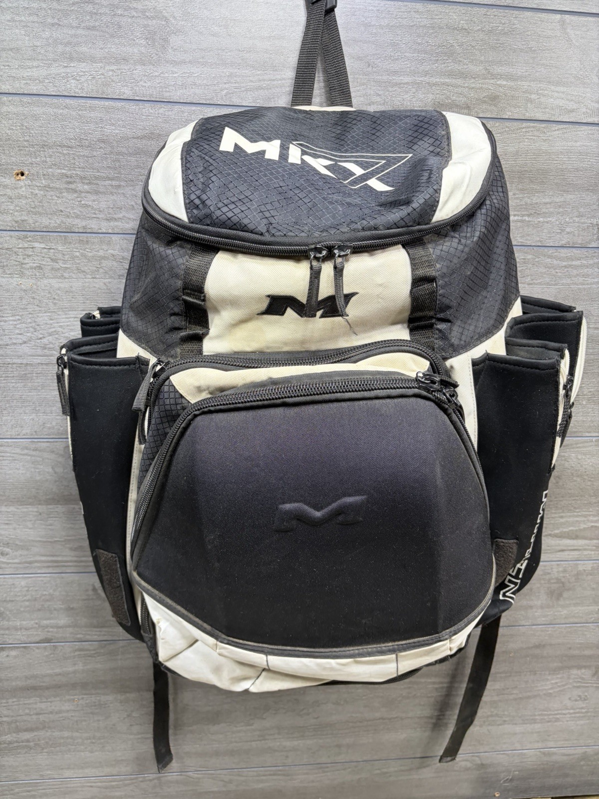 Miken MK7X Baseball Backpack Softball 4 Bat Sleeves Black White Slow pitch Large