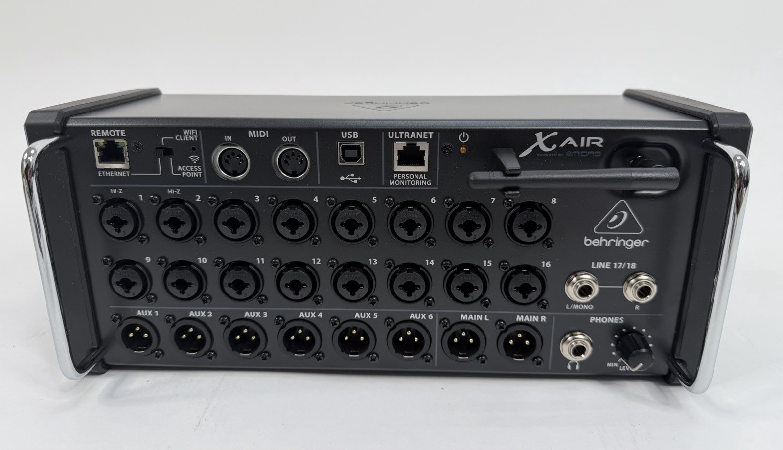 Behringer X Air XR18 18-channel Tablet-controlled Digital Mixer JP Black