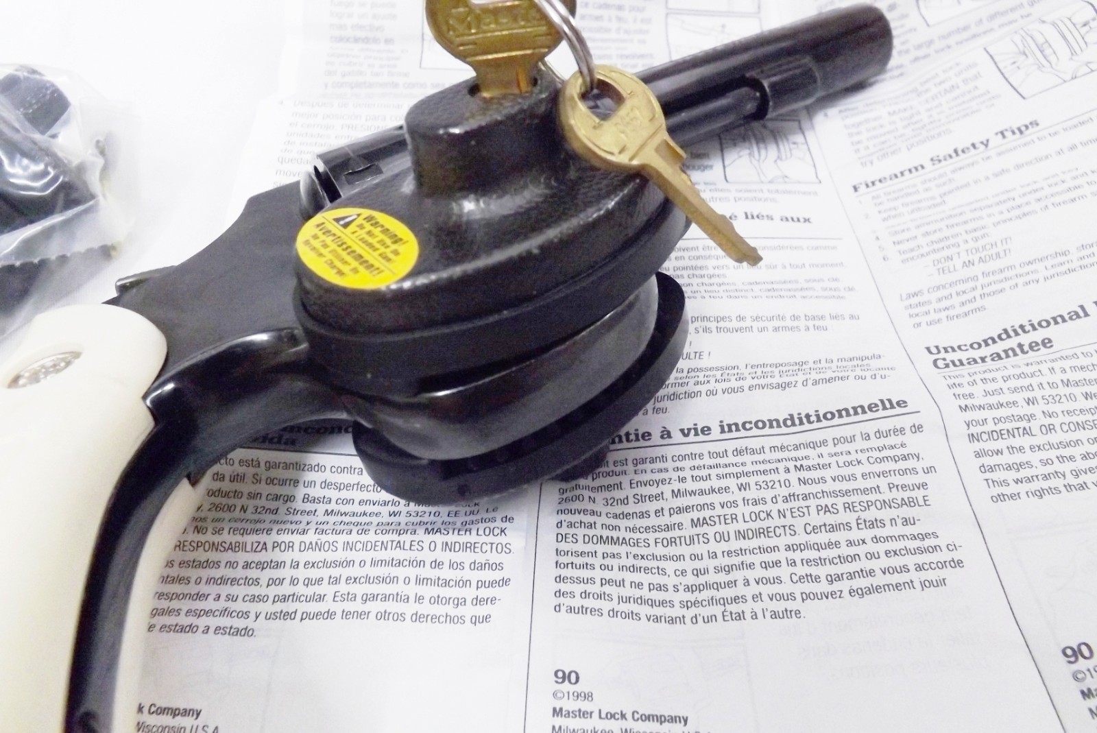 7 Master USA Smith & Wesson Trigger Locks Pre-2002 Pre-Lock $5 ea free ship