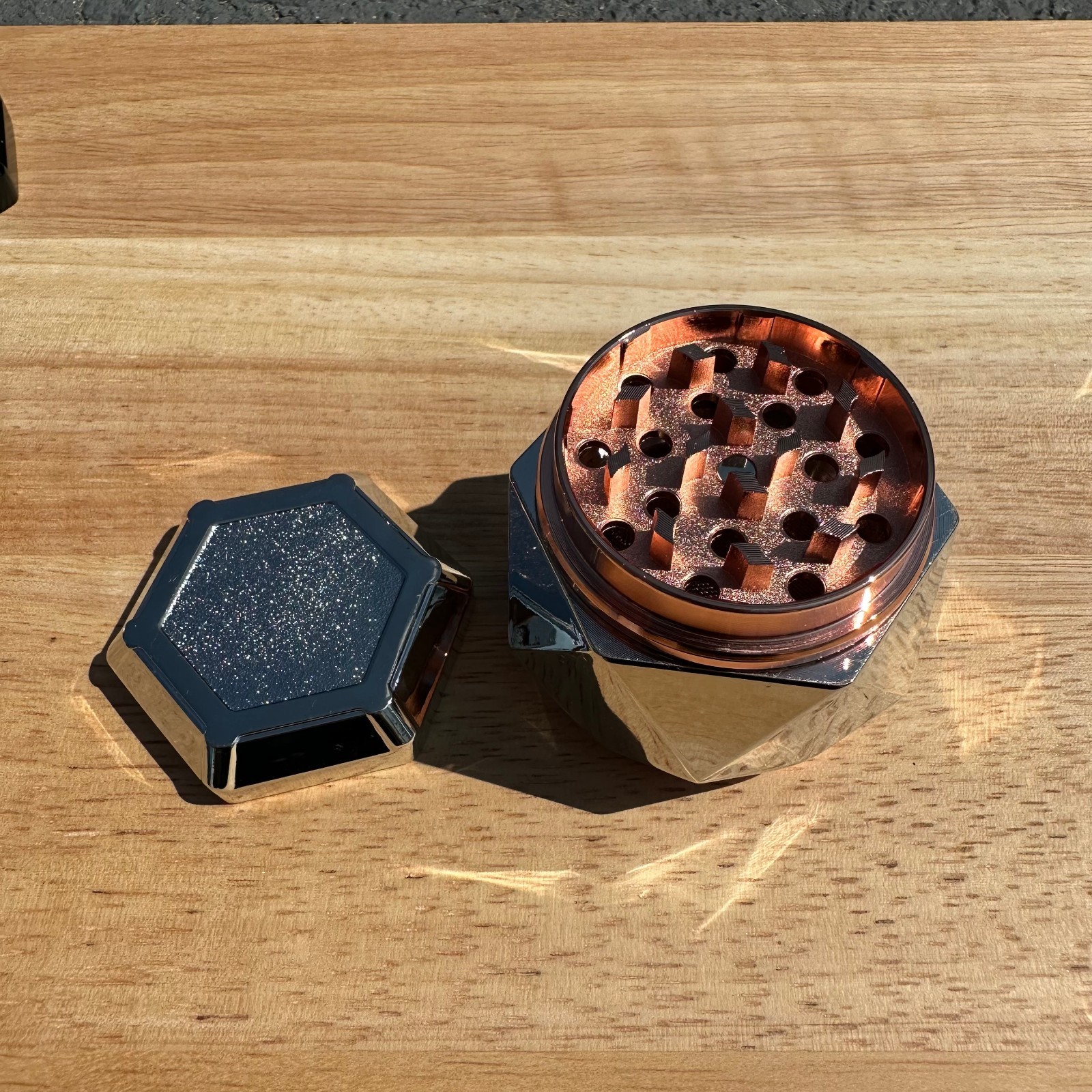 Hexagon Herb Grinder Spice Crusher