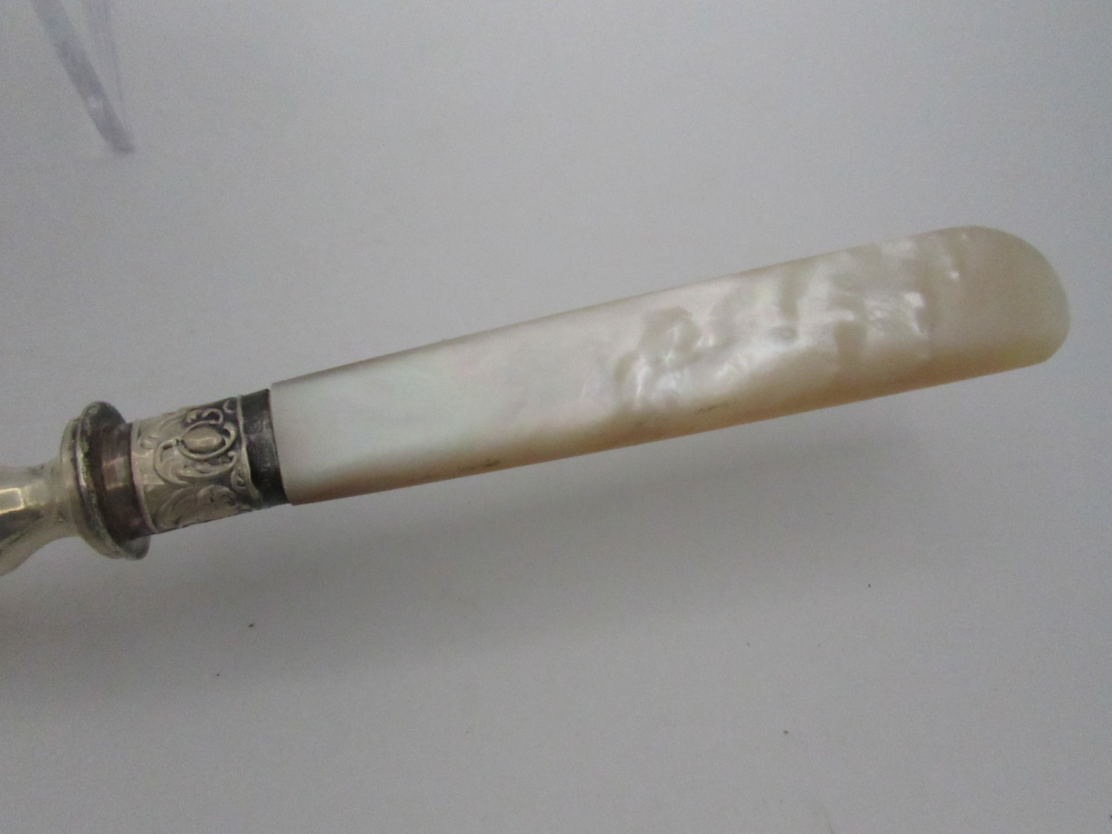 Antique Silver-Plate Crumb Catcher Butler Scoop w Carved Mother of Pearl Handle