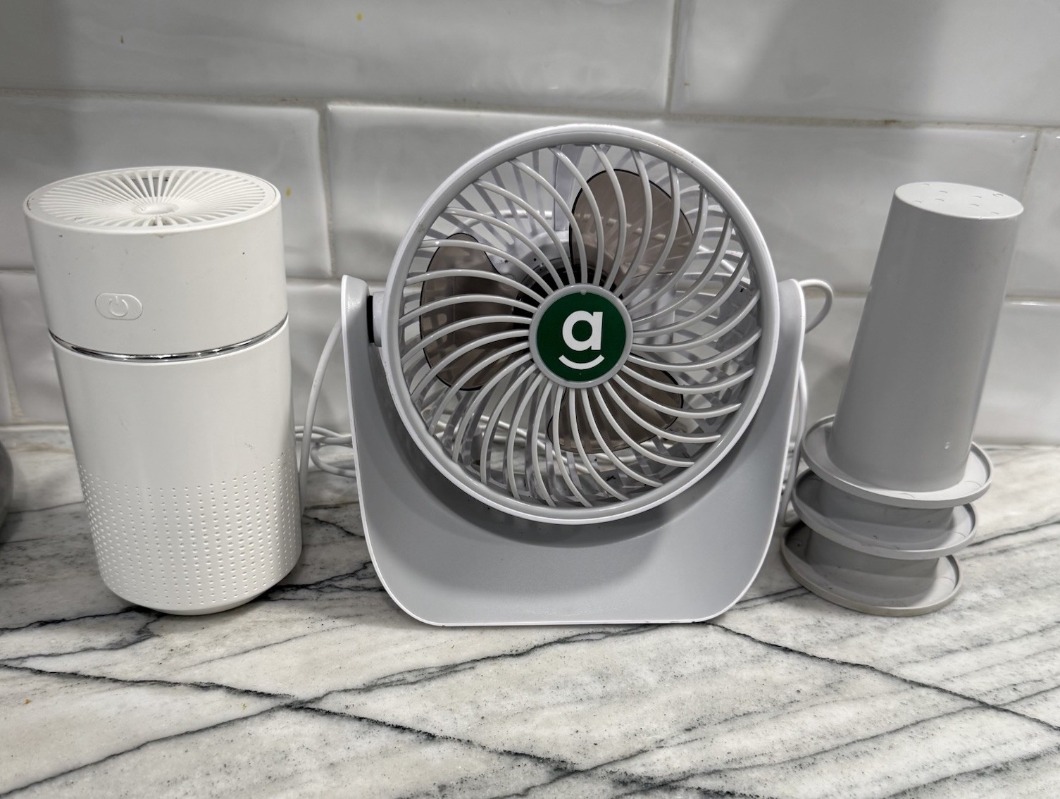 Hey Abby 420 Edition Hydroponic Grow Box (New Condition) With Accessories