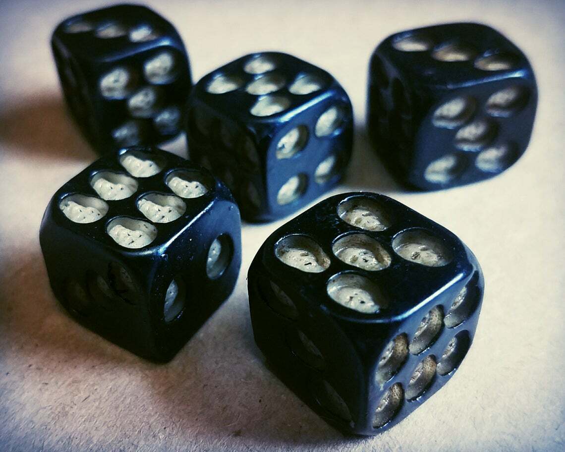 5 Skull Dice Set, Death Dice, Oddities, Curiosities, Skulls, Halloween Games