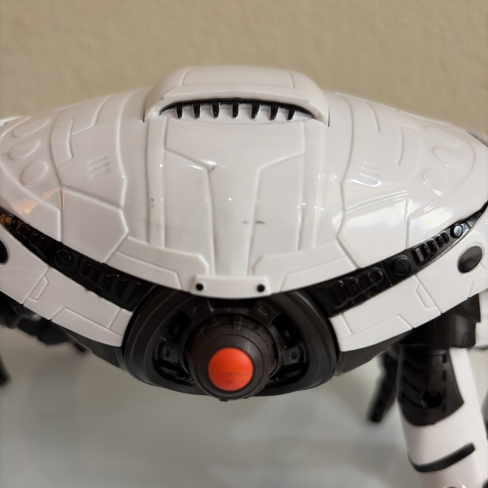 WowWee White and Black Robotic Spider Toy Robot Figure